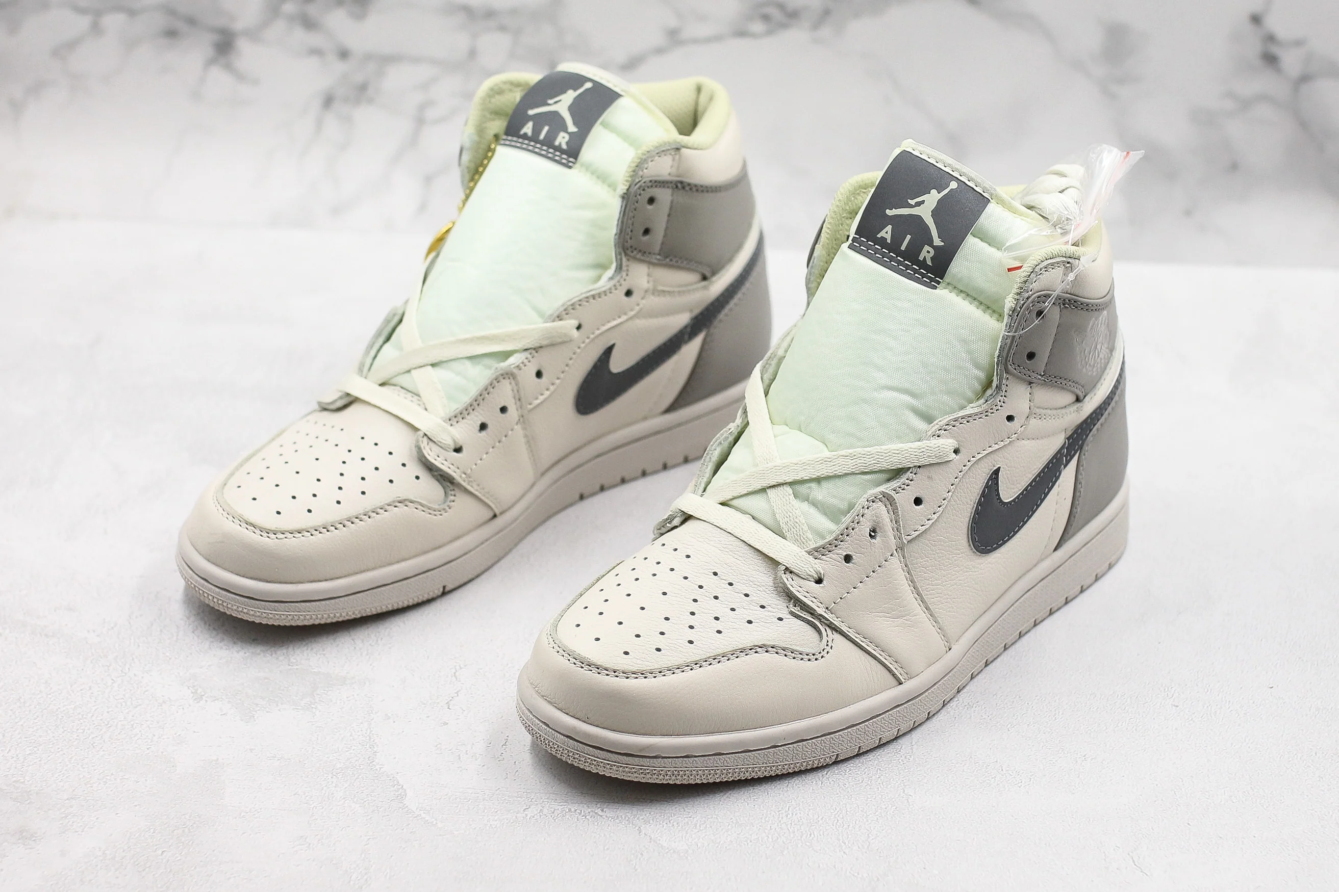 Réplica AIR JORDAN 1 Mid Sneaker