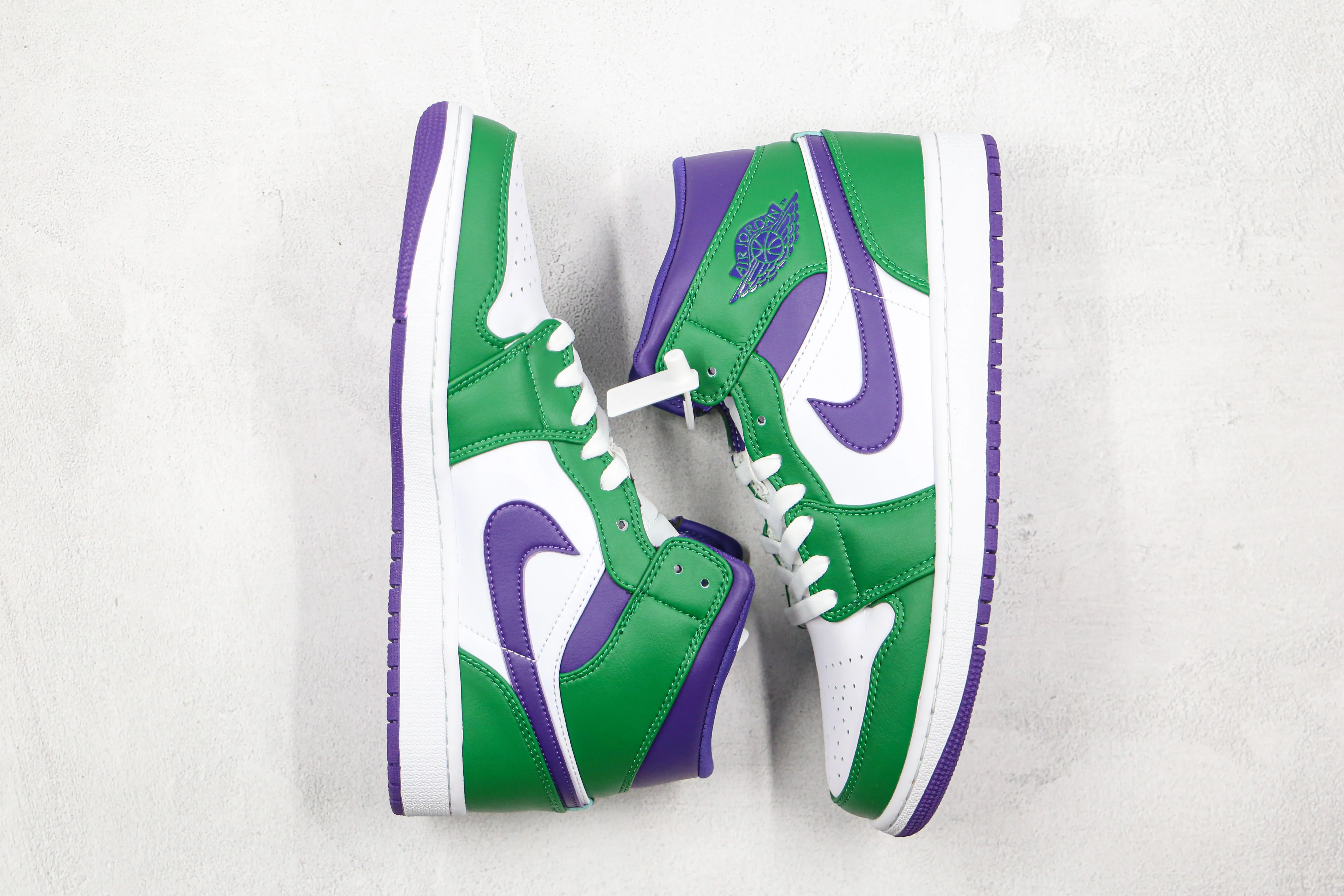Réplica AIR JORDAN 1 Mid Sneaker