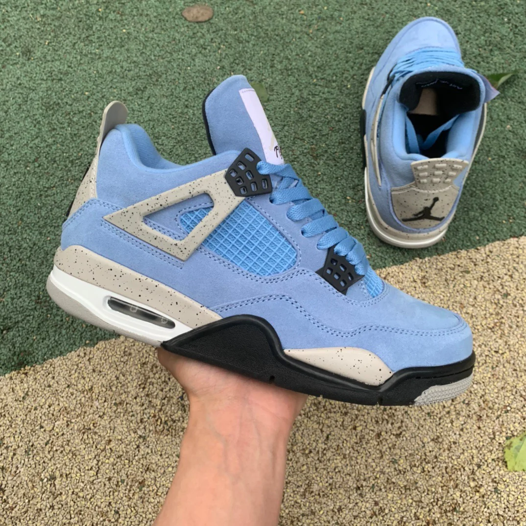 Replica AIR JORDAN 4 University blue Sneaker