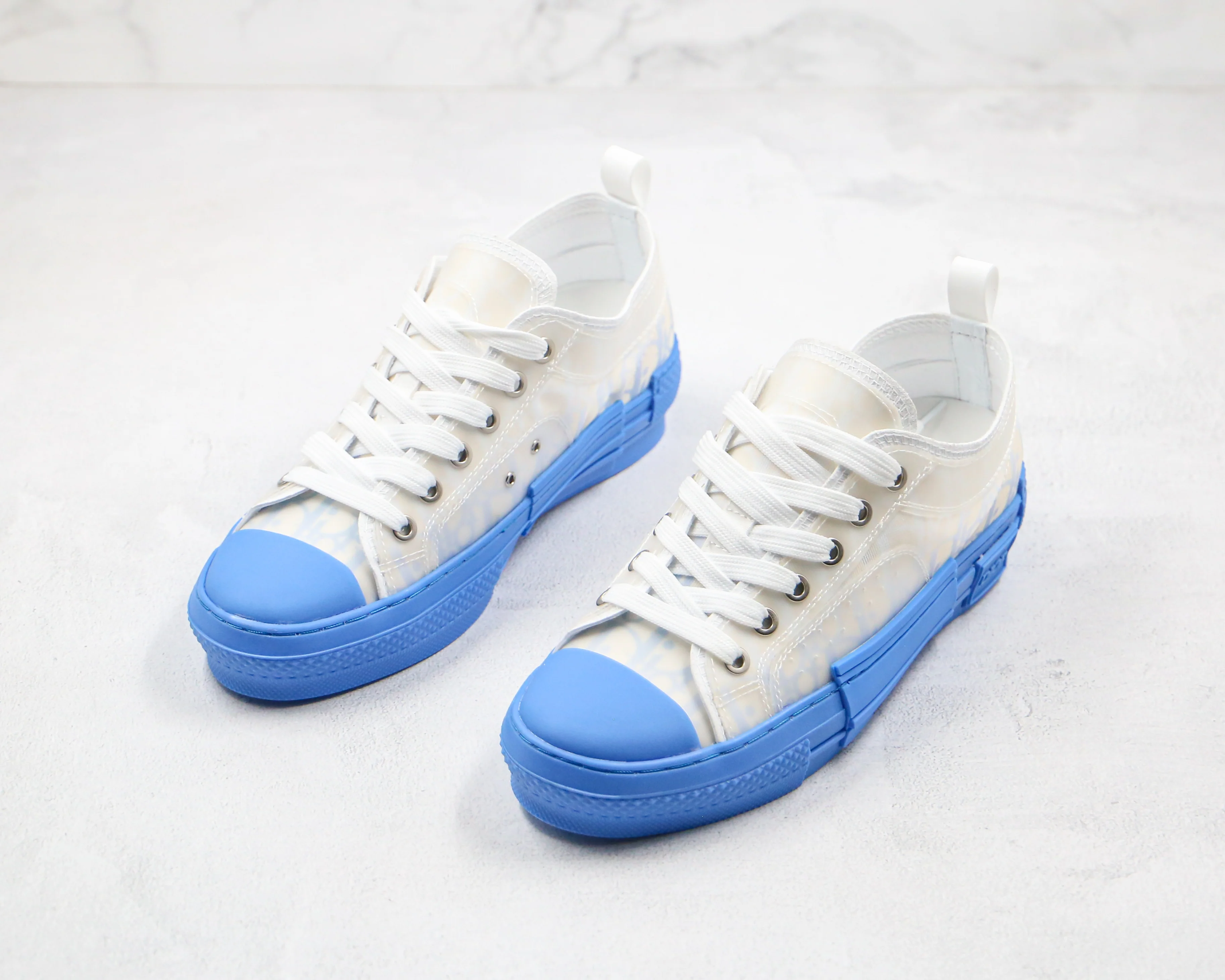 Réplica DIOR LOW WHITE BLUE SKY Sneaker