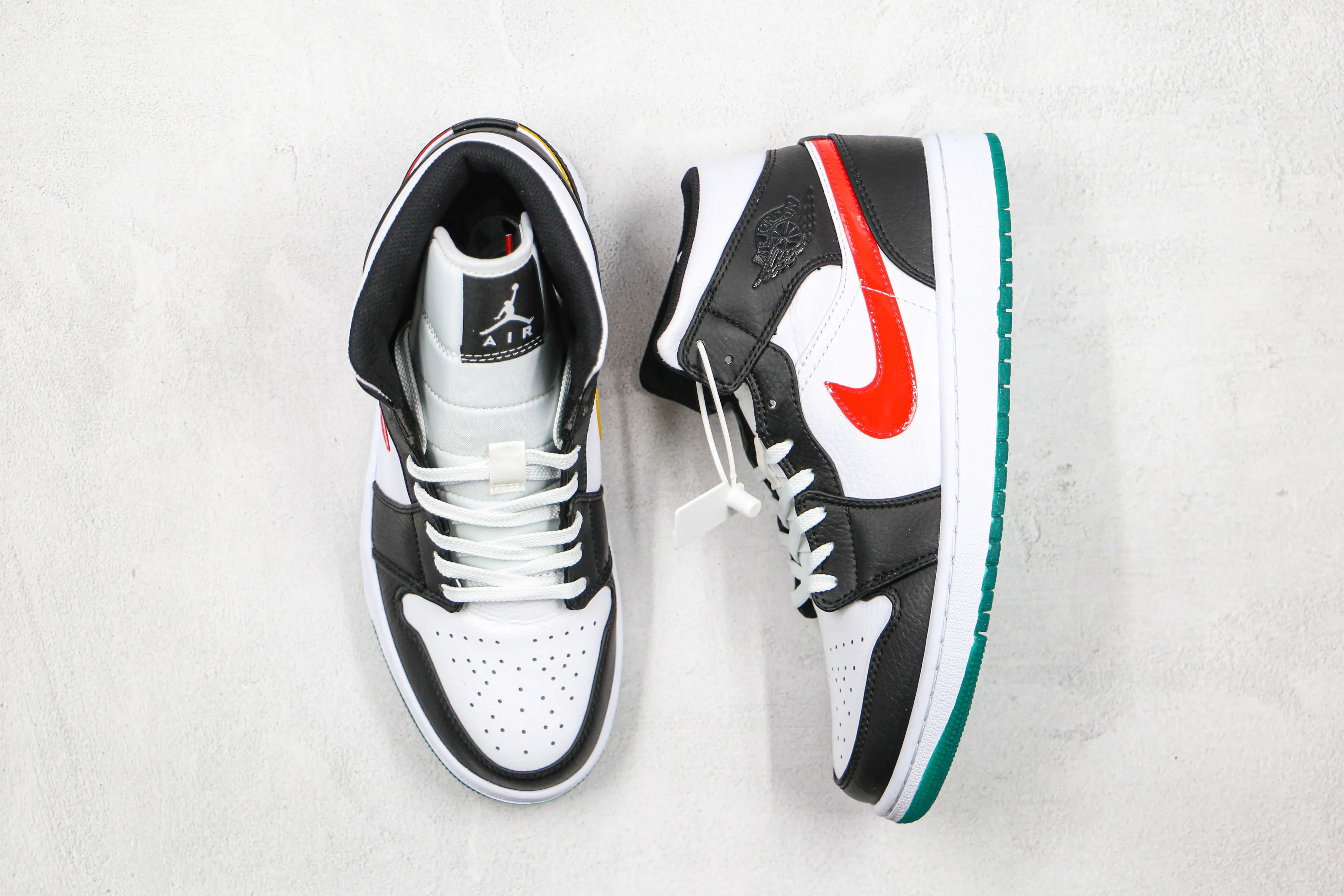 Réplica AIR JORDAN 1 Mid Sneaker