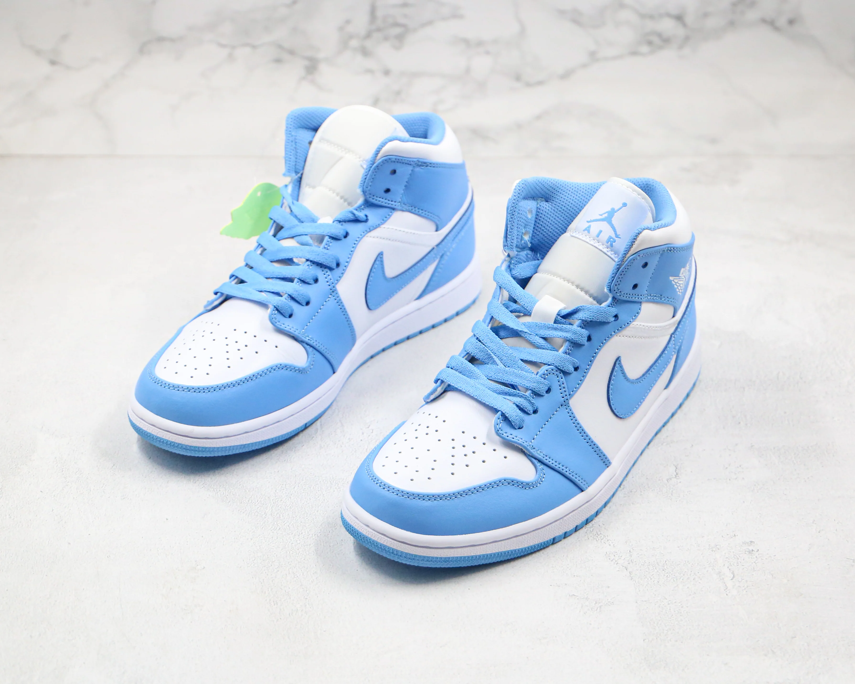 Réplica AIR JORDAN 1 Mid Sneaker