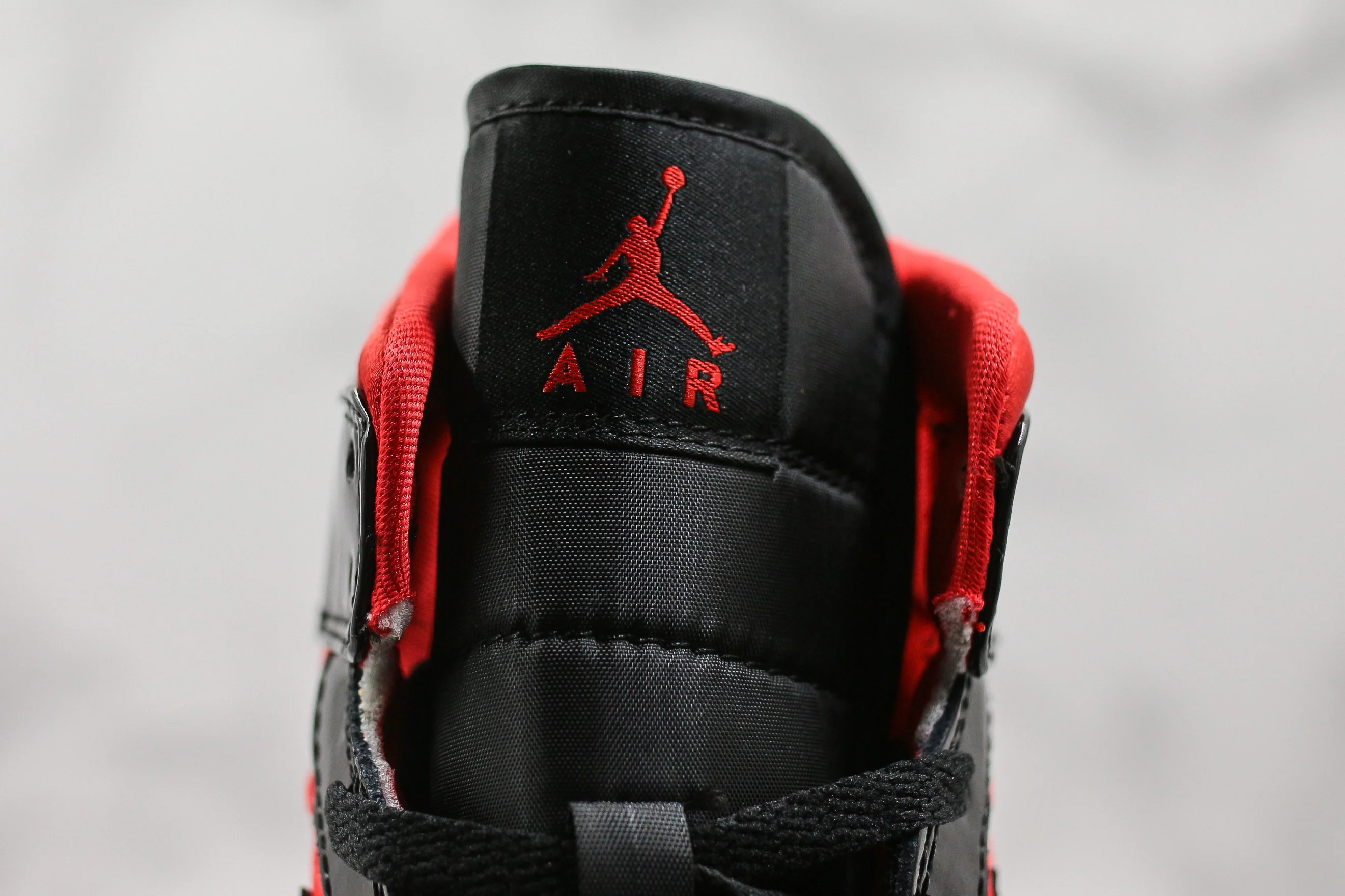 Réplica AIR JORDAN 1 Mid Sneaker