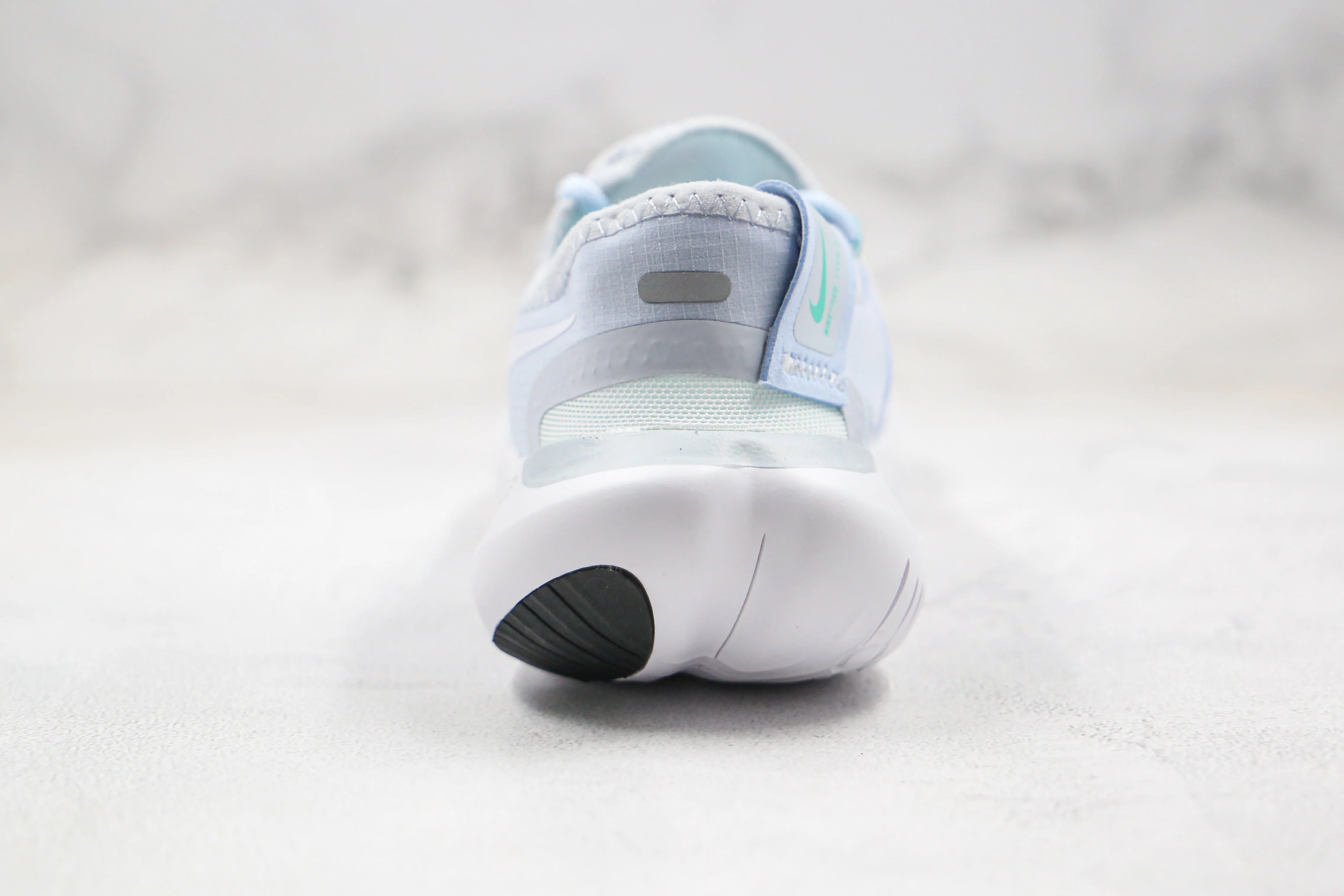 Réplica FREE RN 5.0 - CLOUD Nike Sneaker
