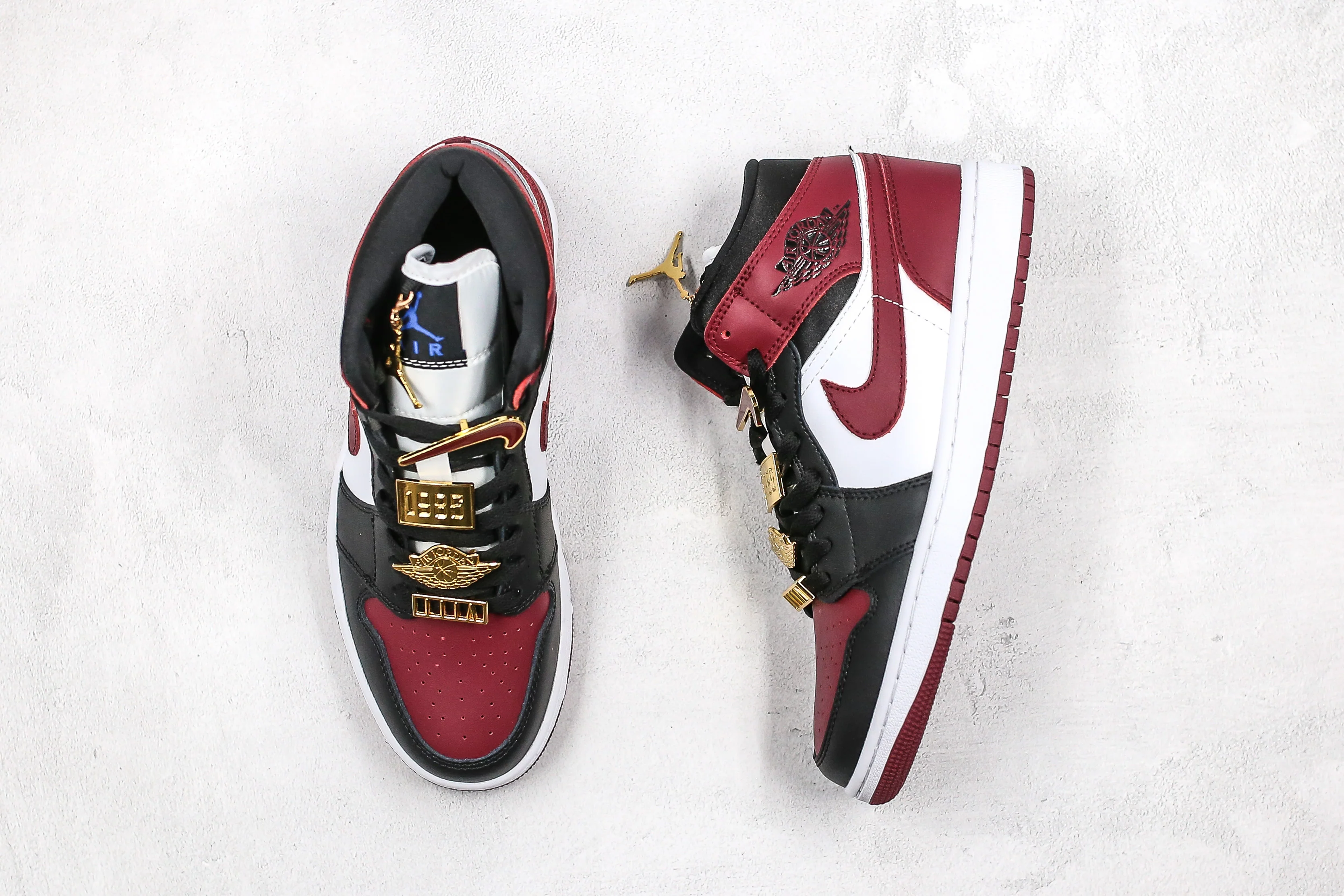 Réplica AIR JORDAN 1 mid Sneaker