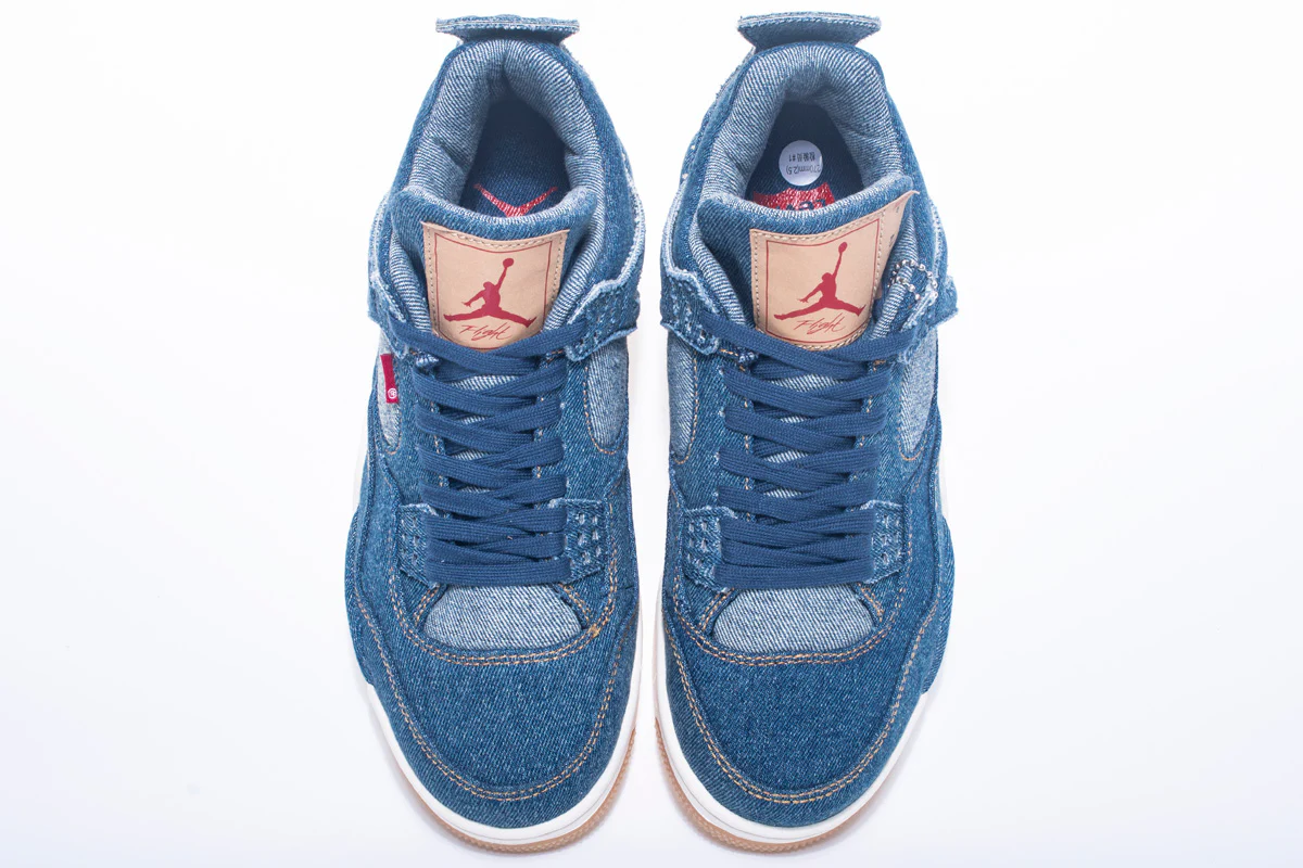 Réplica AIR JORDAN 4 “levis” Sneaker