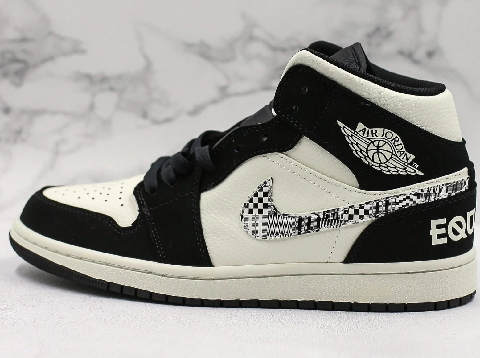 Réplica AIR JORDAN 1 mid Sneaker