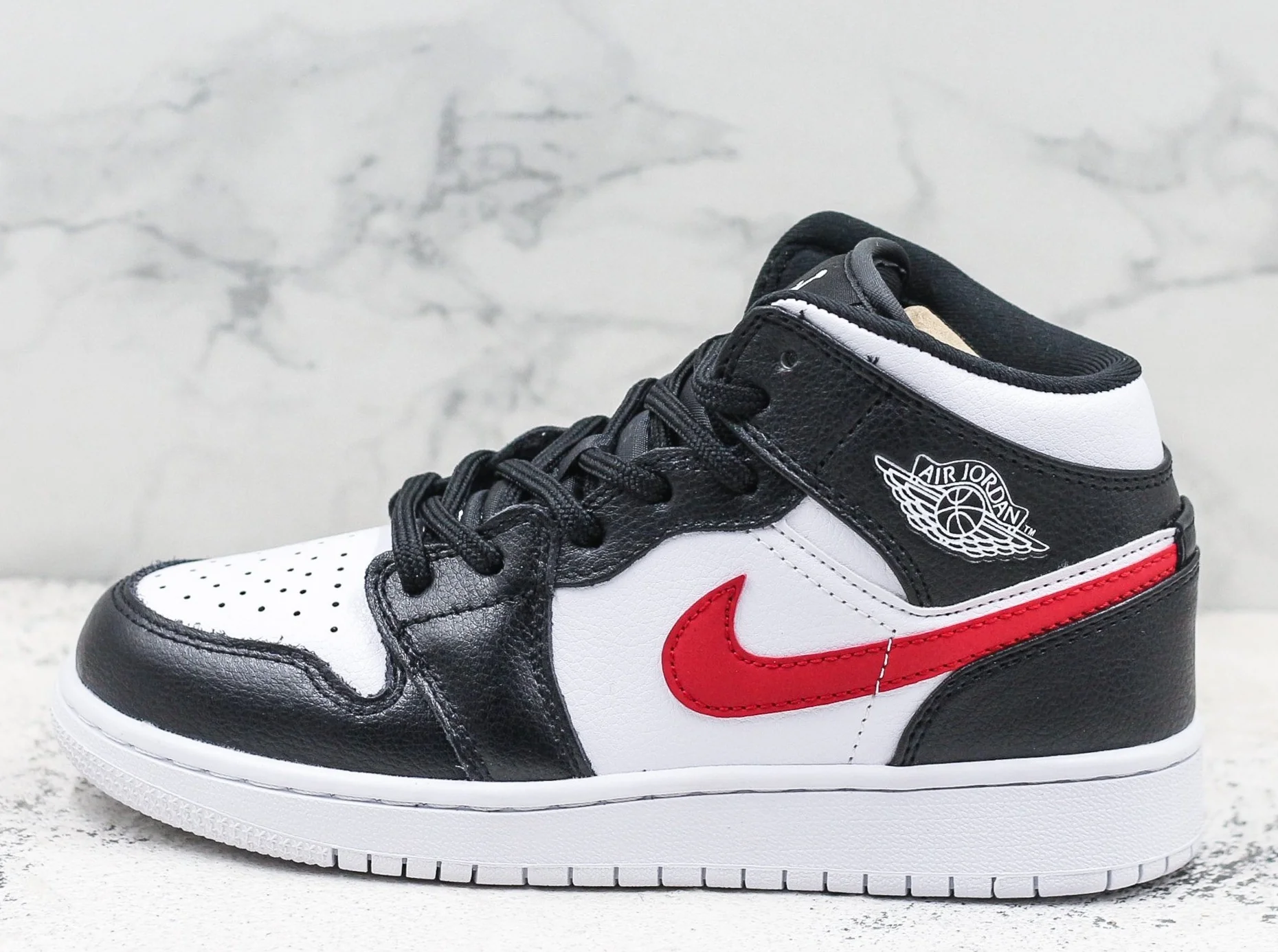 Réplica AIR JORDAN 1 mid Sneaker