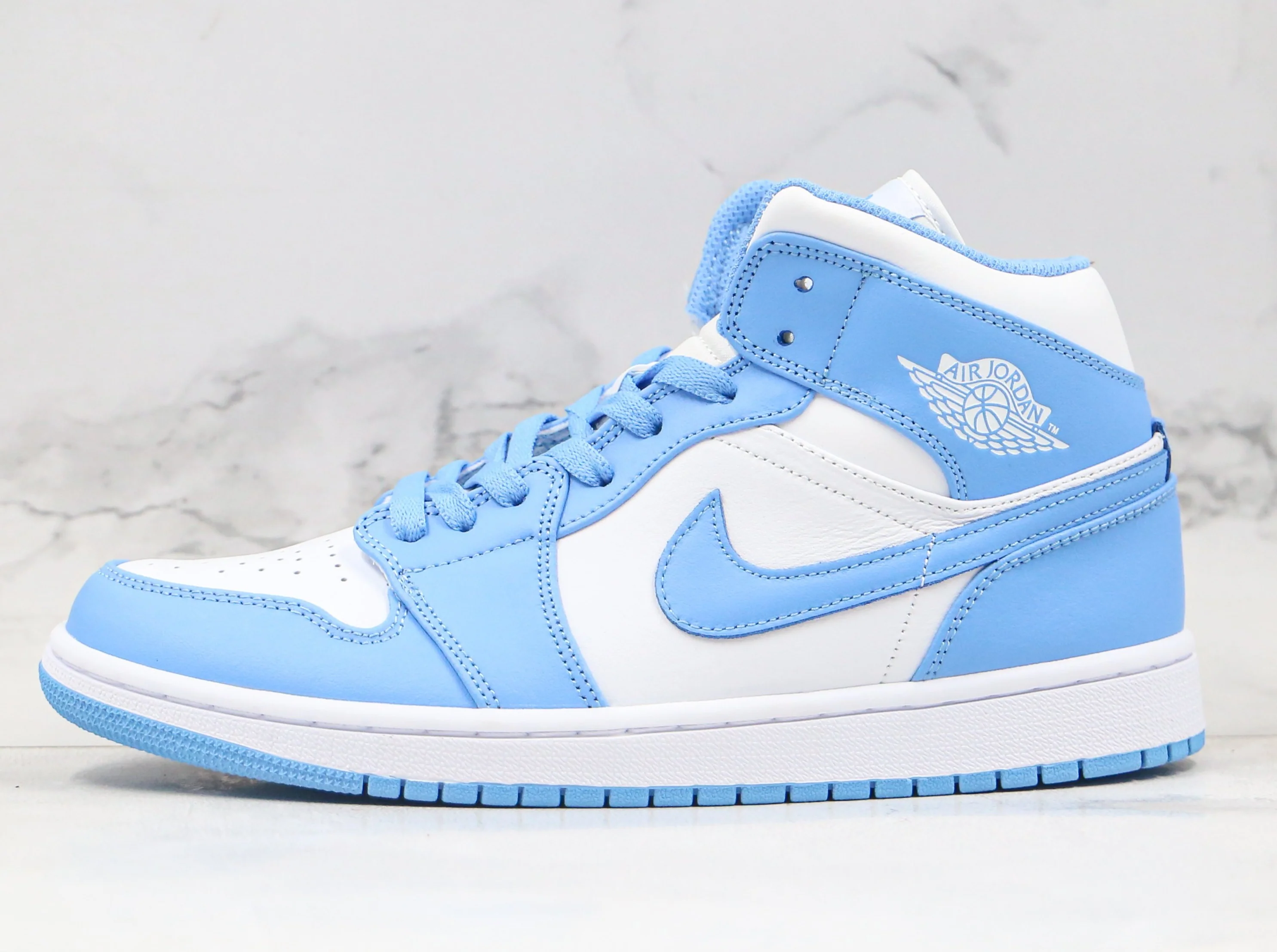 Réplica AIR JORDAN 1 Mid Sneaker