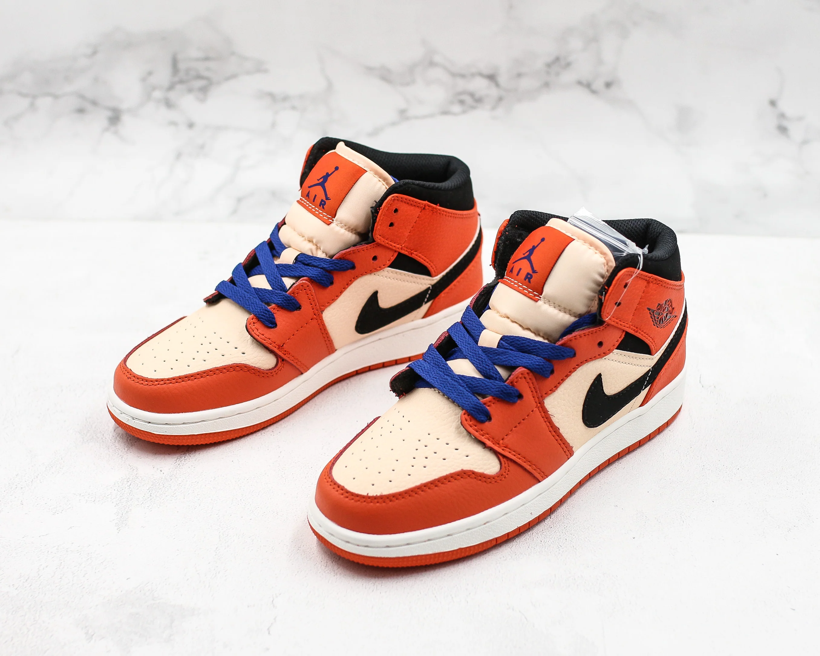 Réplica AIR JORDAN 1 mid Sneaker