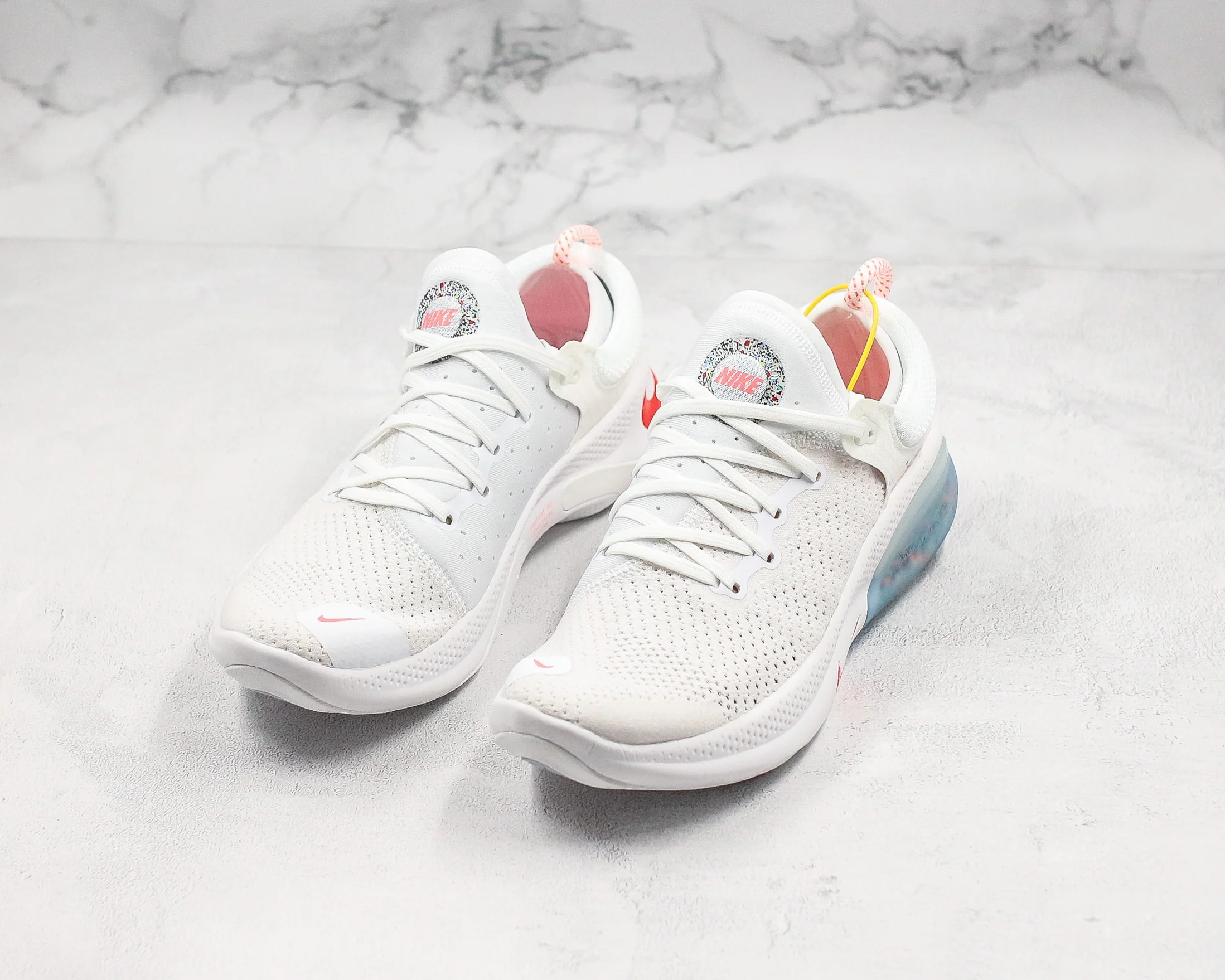 Réplica JOYRIDE RUN FLYKNIT - SNOW Nike Sneaker