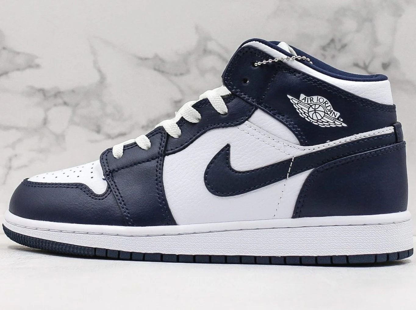 Réplica AIR JORDAN 1 Mid Sneaker