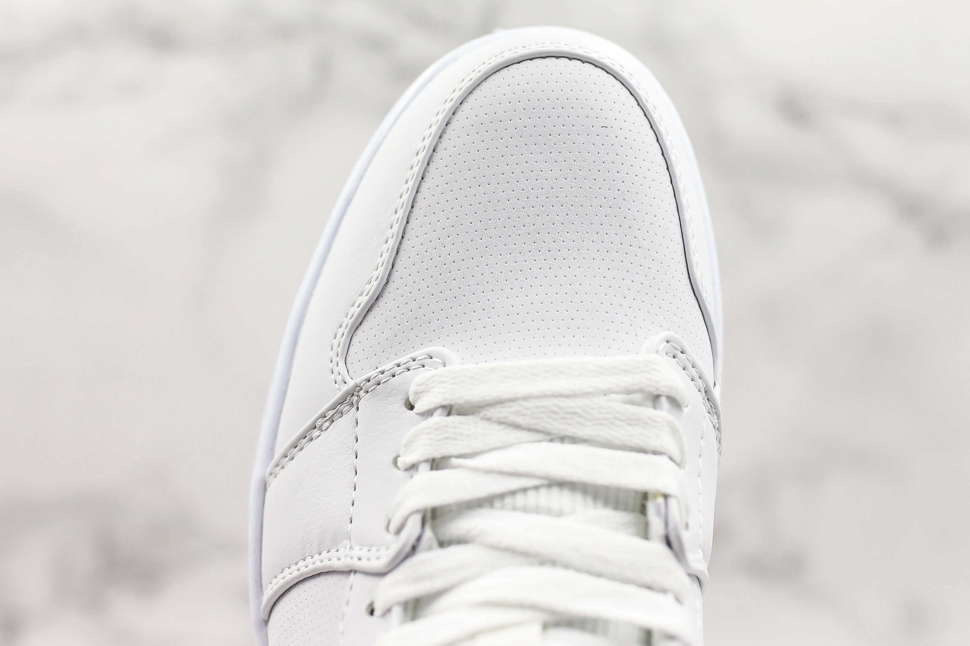 Réplica AIR JORDAN 1 mid Sneaker