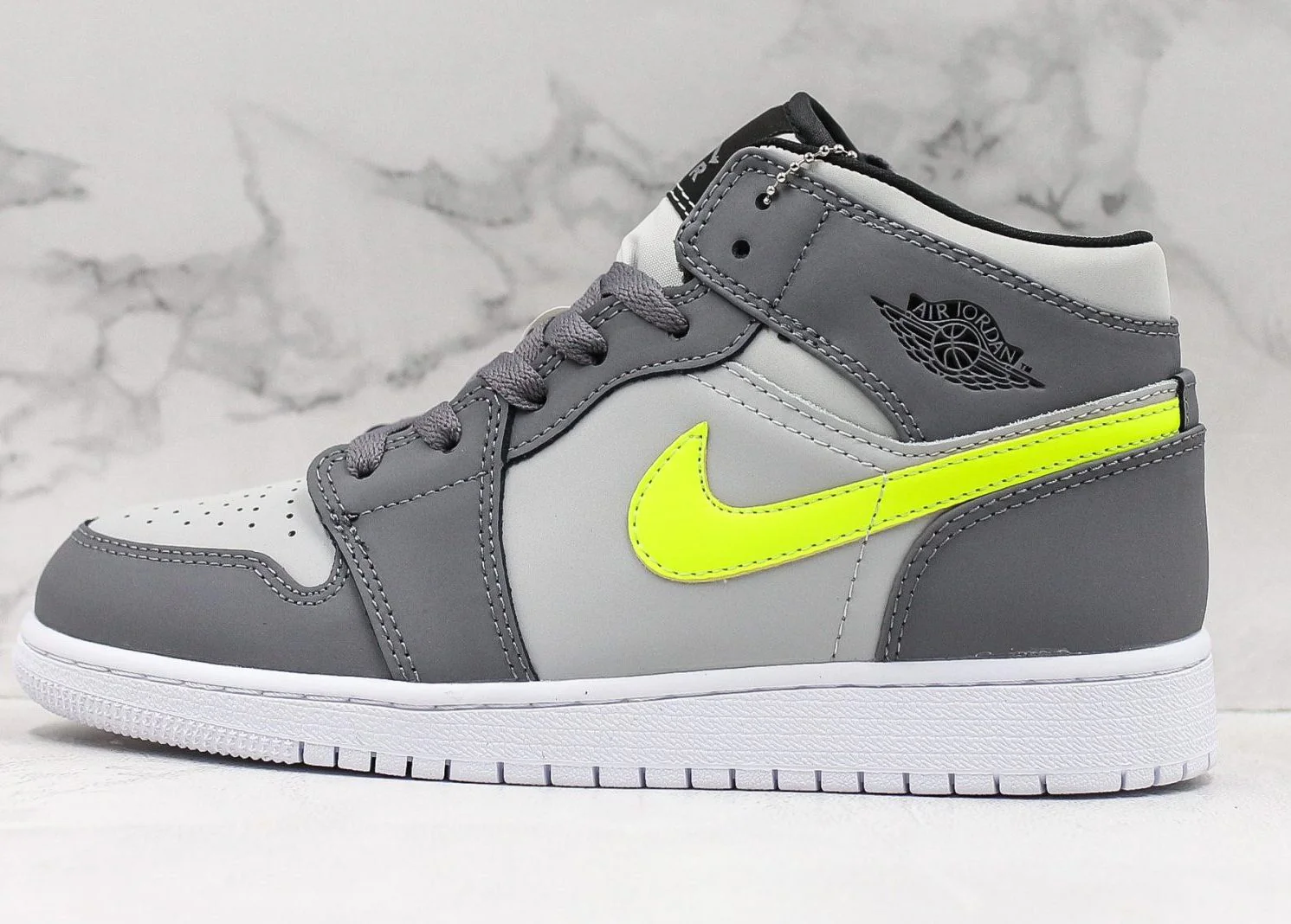 Réplica AIR JORDAN 1 Mid Sneaker