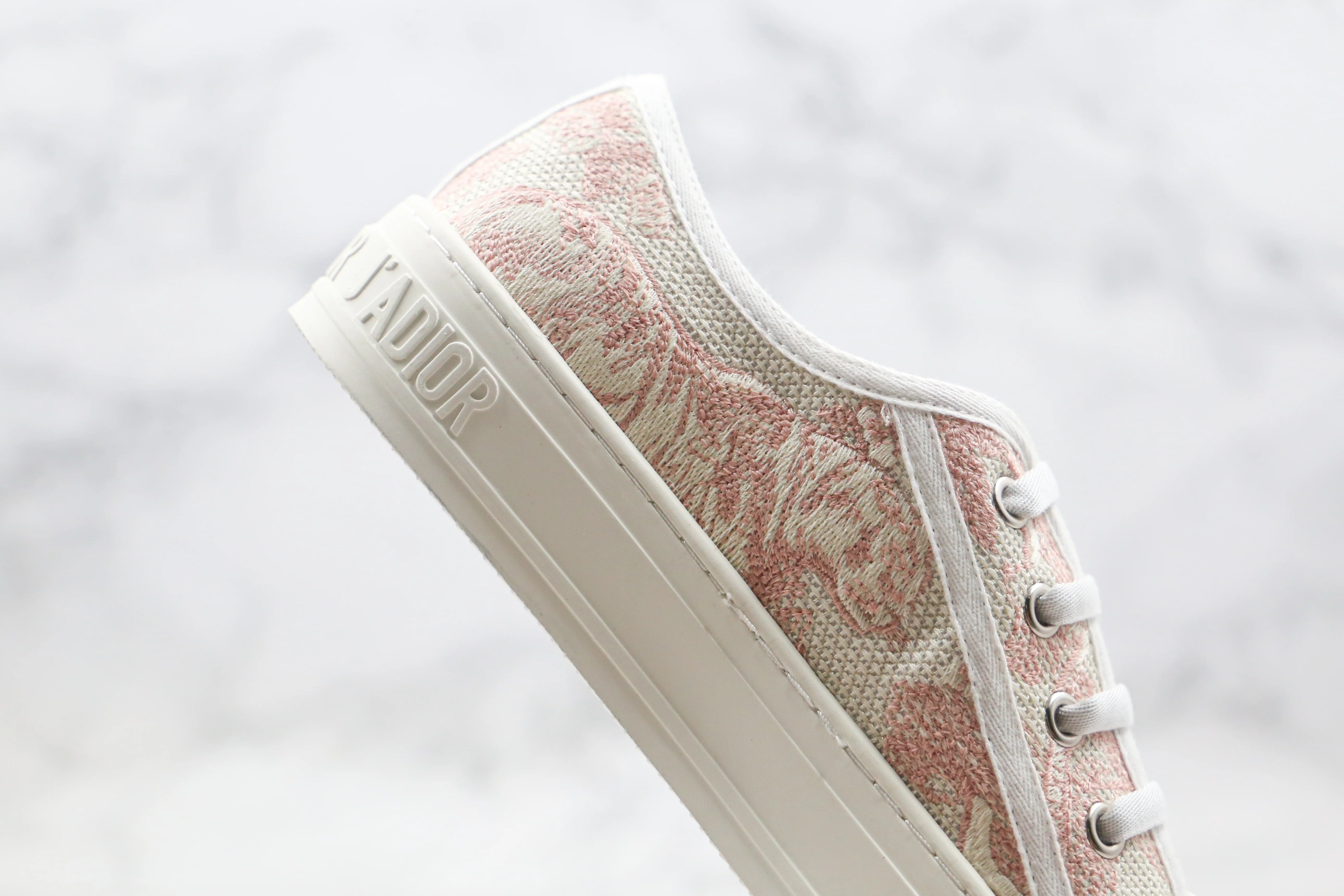 Réplica DIOR LOW VELVET LIGHT Sneaker