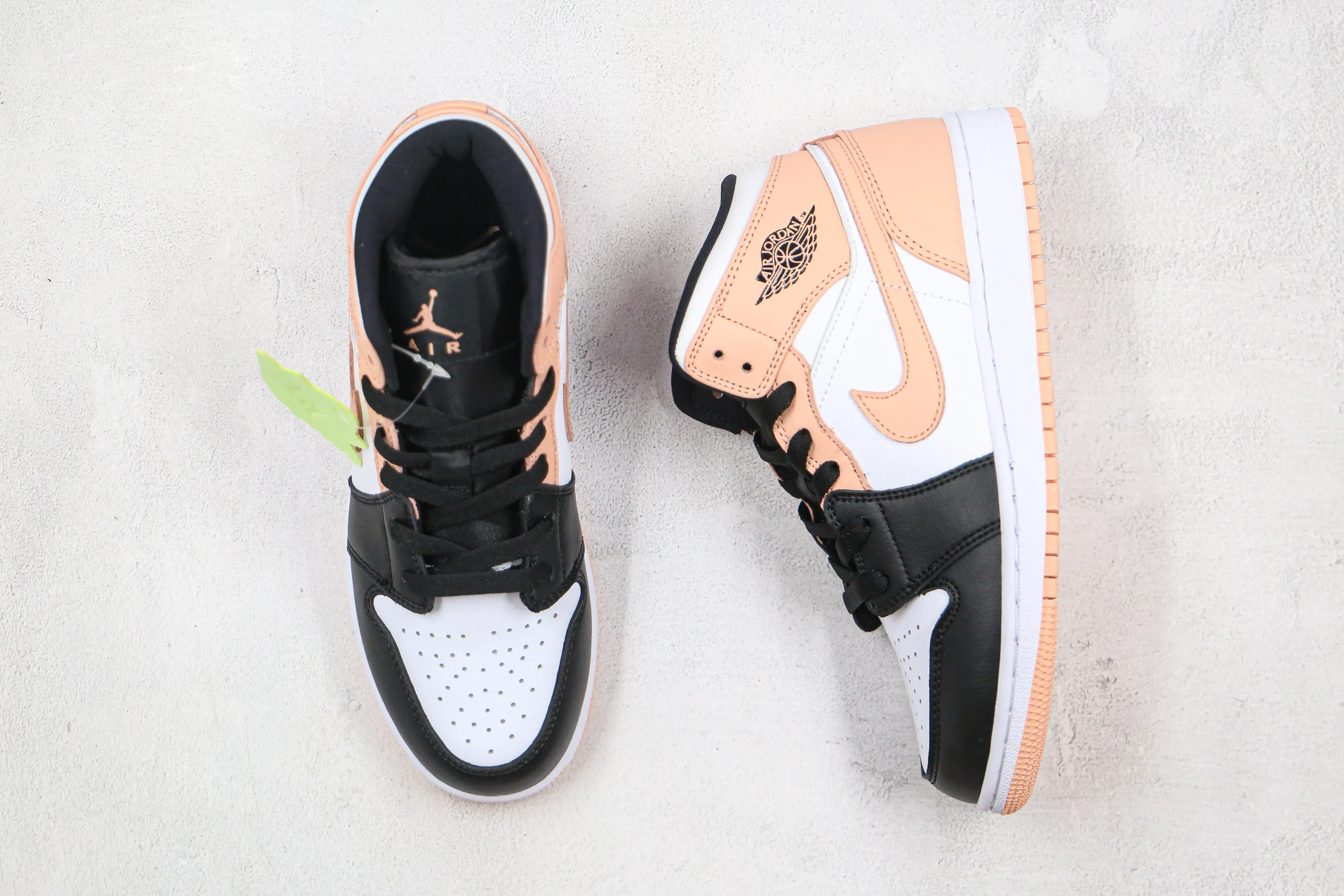 Réplica AIR JORDAN 1 Mid Sneaker