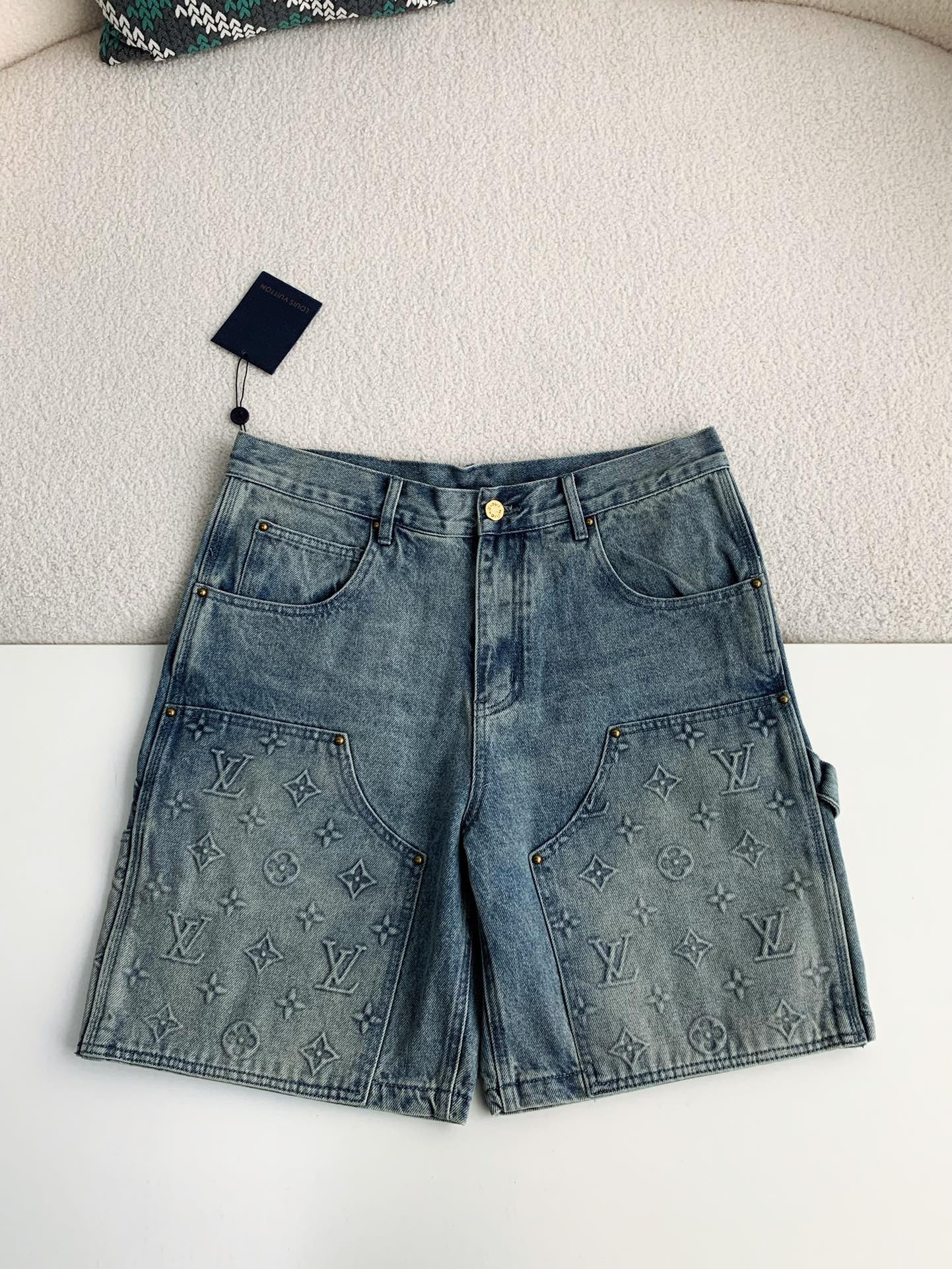 LOUIS VUITTON Jean shorts