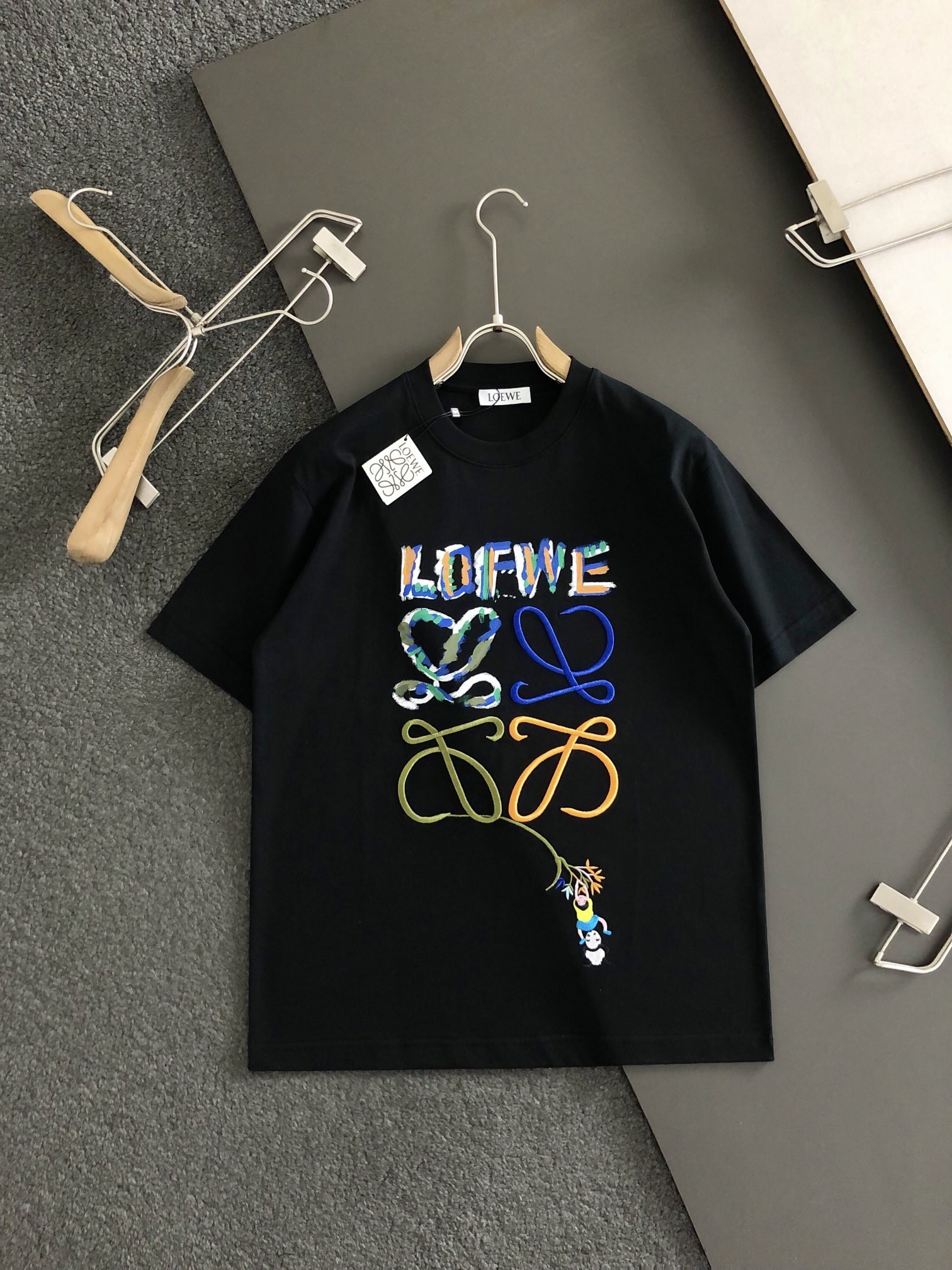 LOEWE Hand-painted t-shirt with color graffiti and embroidery