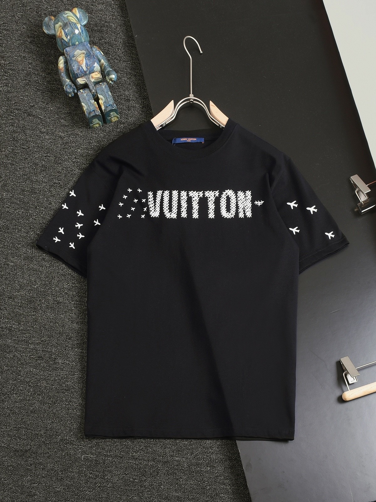 Louis Vuitton 24SS early spring new large-scale small aircraft printed t-shirt