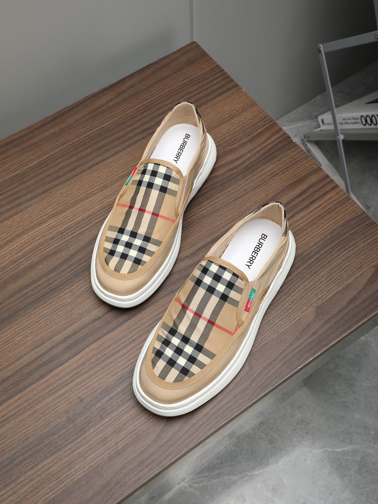 Burberry Men Sneakers Shoes -1