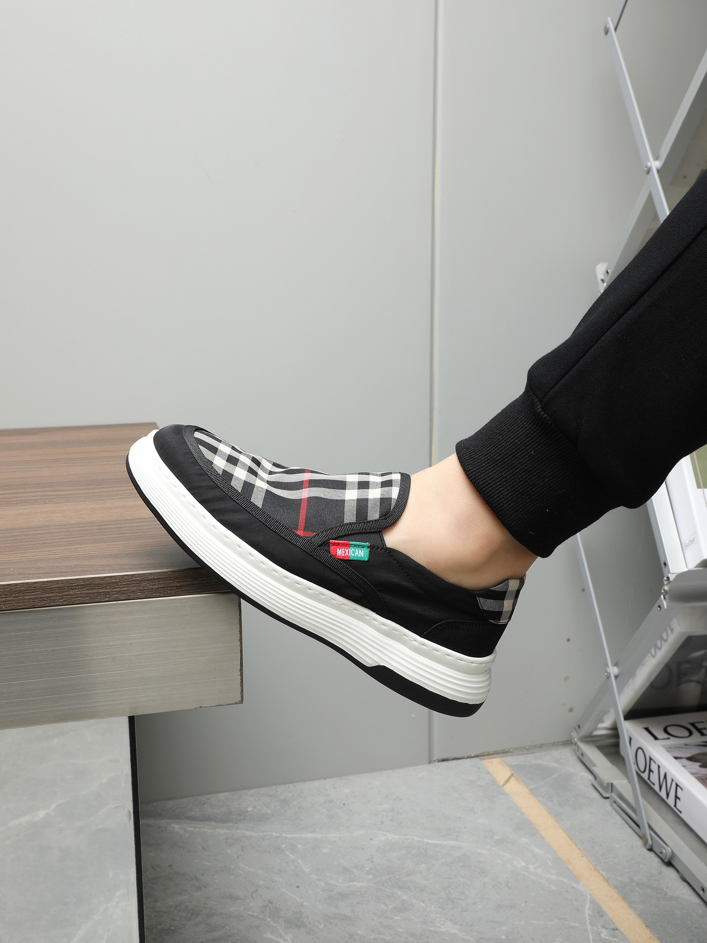 Burberry Men Sneakers Shoes -1