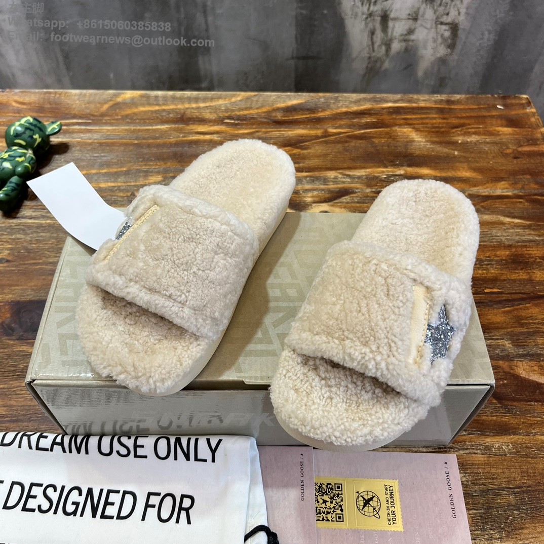GOLDEN GOOSE Shearling slip-on sandals Slides Open round toe GGDB Women Shoes