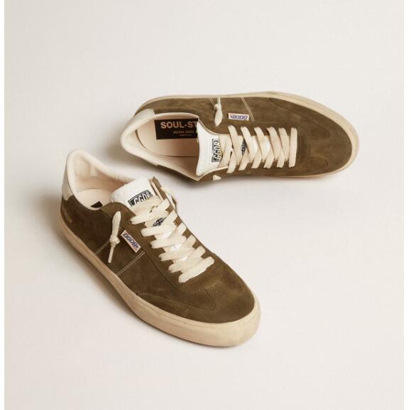 Golden Goose GGDB Mens Sneaker Shoes Soul Star in green suede with white leather heel tab and tongue