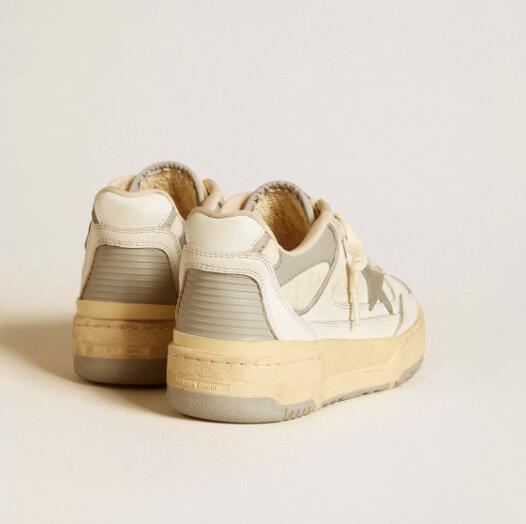 Golden Goose GGDB Mens Sneaker Shoes Forty2 with grey star and white leather heel tab