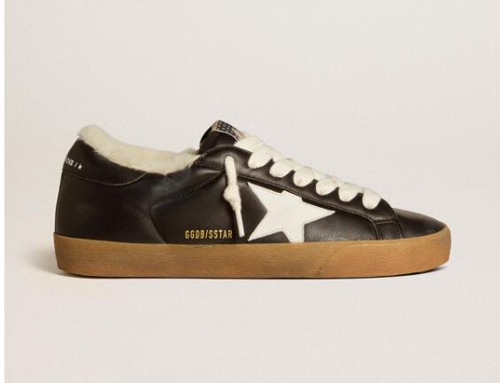 Golden Goose GGDB Mens Sneaker Shoes Super-Star in matelassé nappa with leather star and shearling lining