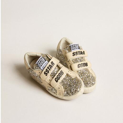 Kids Golden Goose GGDB Sneaker children youth Boy Girl Shoes Old School Junior in platinum glitter with leather star and heel tab