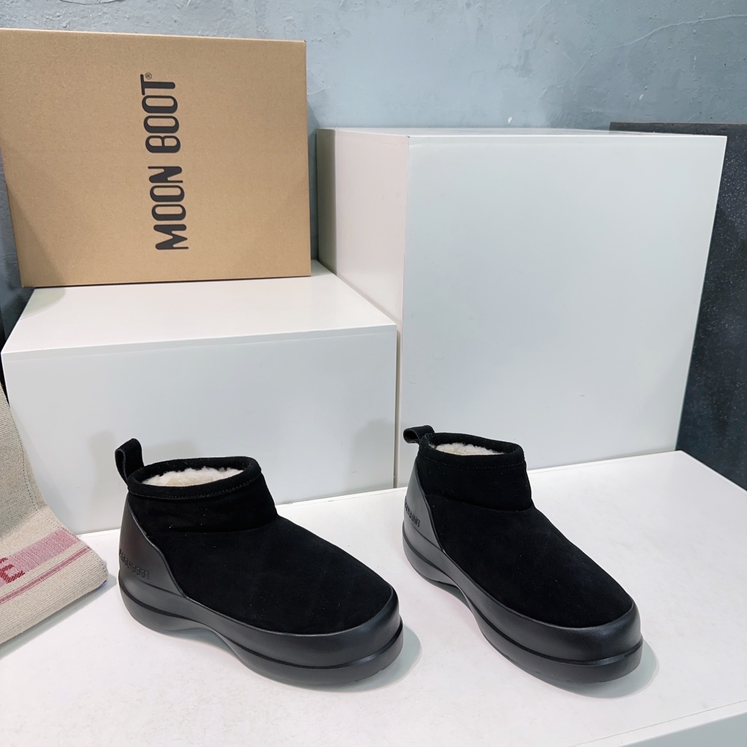 MOON BOOT Luna Low Boots Ankle-high suede boots Water-repellent Women Snow Boot