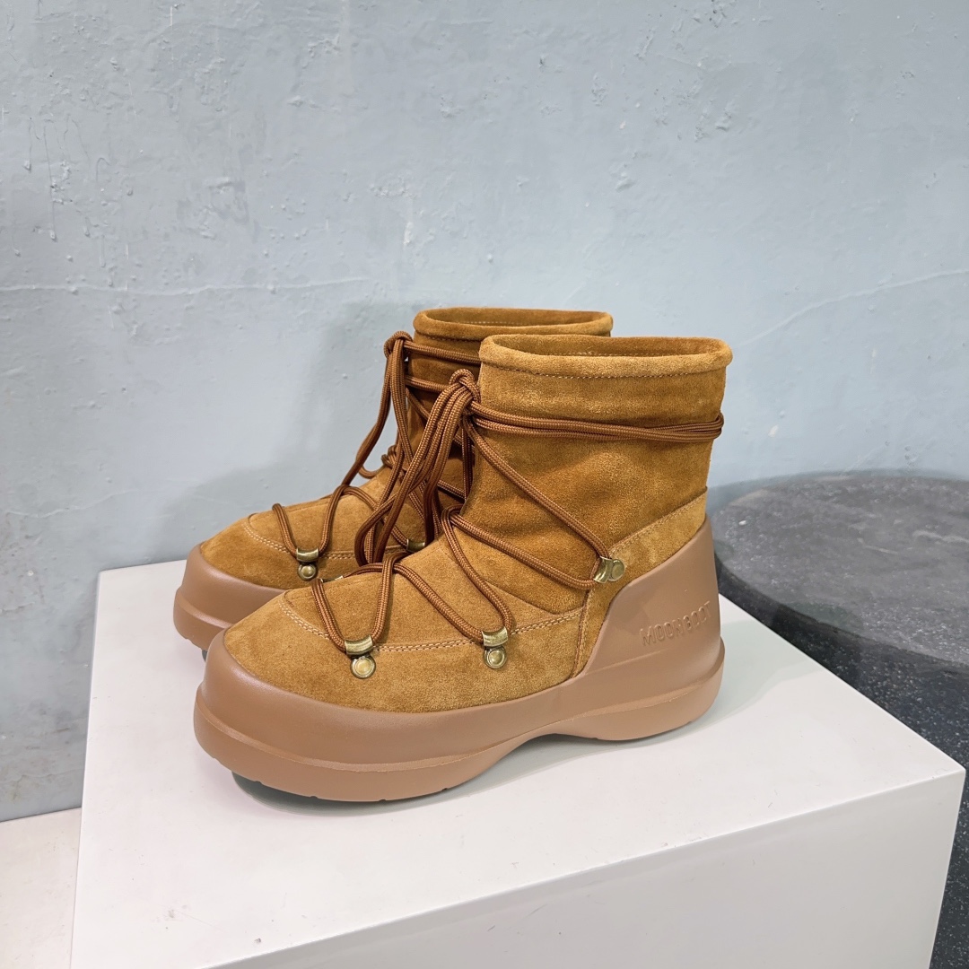 MOON BOOT Luna Boots Ankle-high suede boots Lace-up Water-repellent Women Snow Boot