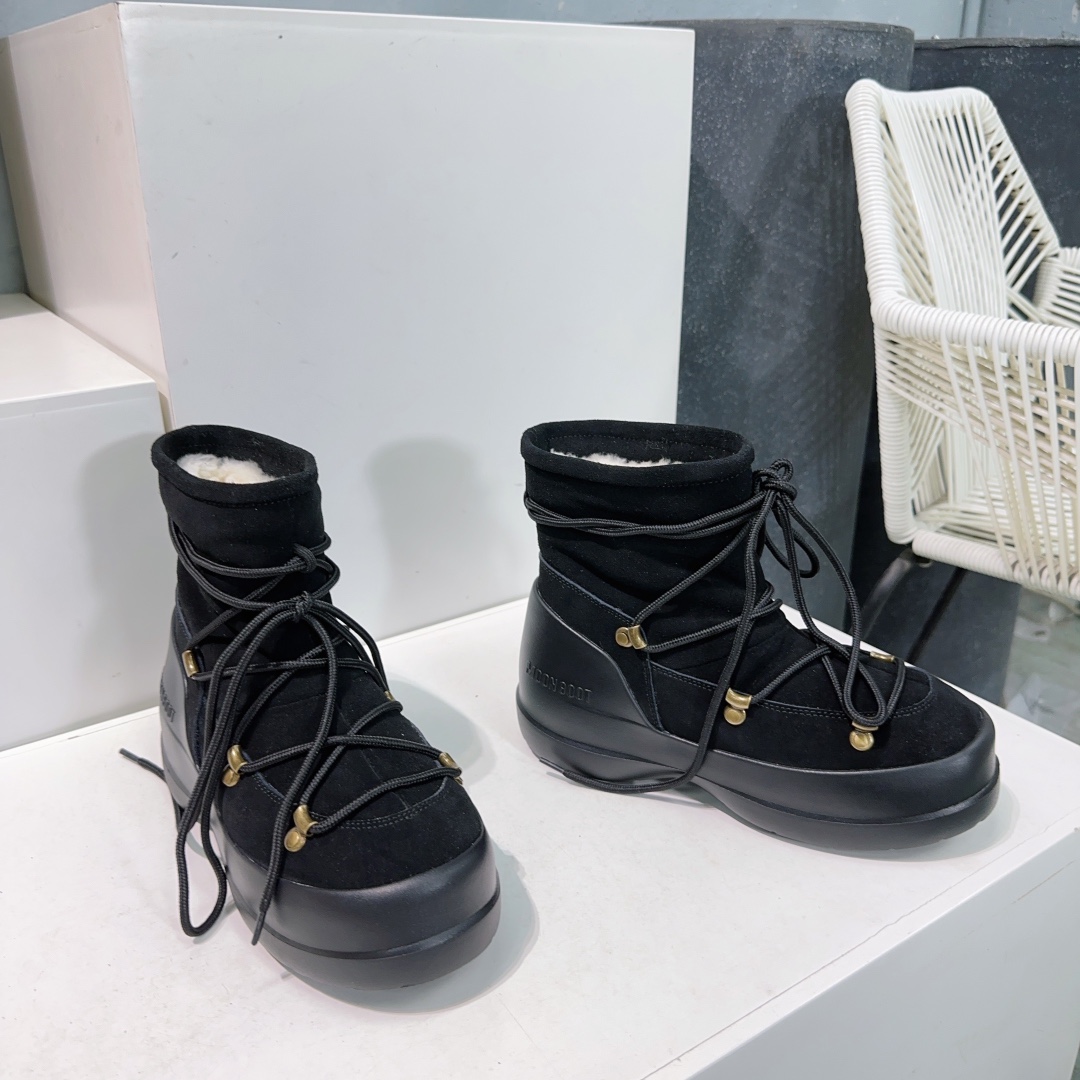 MOON BOOT Luna Boots Ankle-high suede boots Lace-up Water-repellent Women Snow Boot