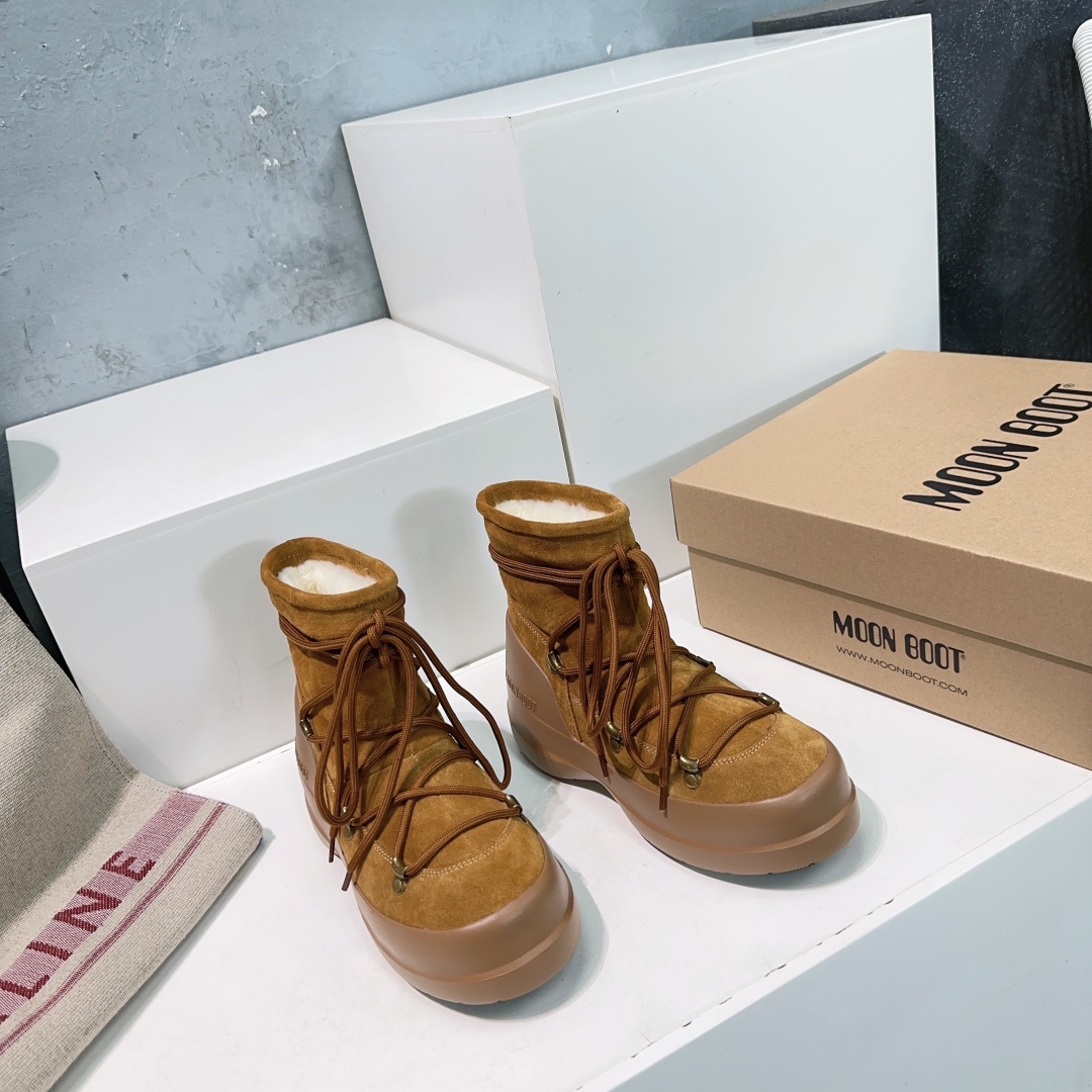 MOON BOOT Luna Boots Ankle-high suede boots Lace-up Water-repellent Women Snow Boot