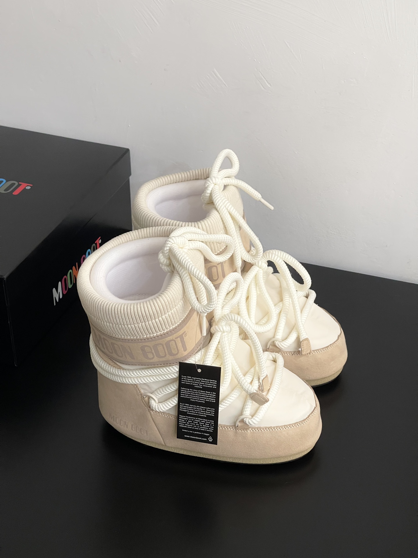 Moon Boot Classic Icon Low Nylon Glance Ankle Boots Lace-Up Women Padded Snow Boot