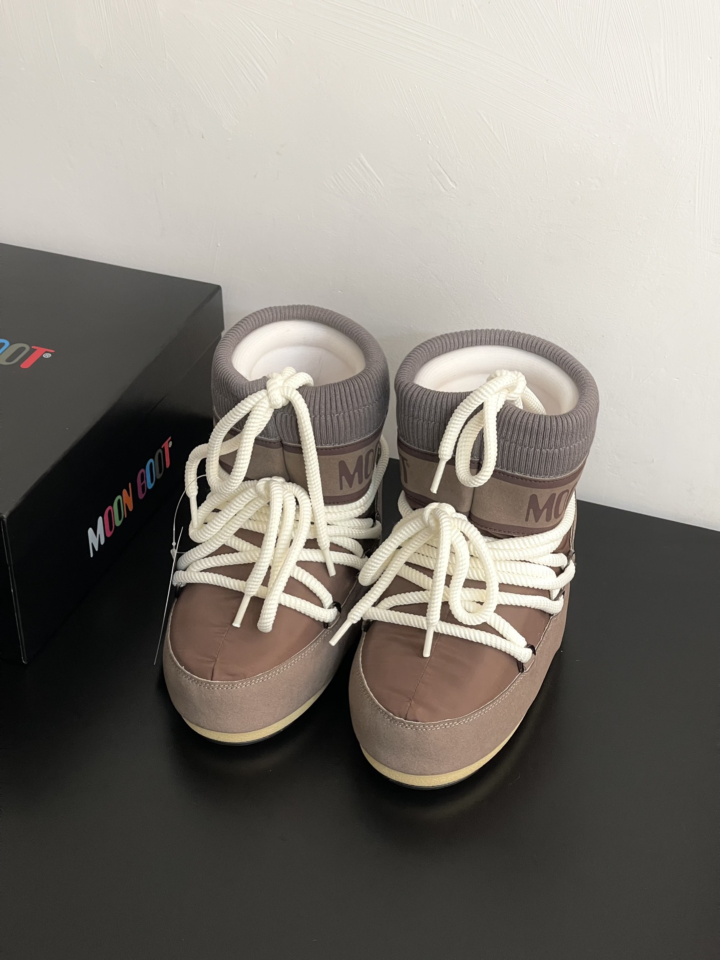 Moon Boot Classic Icon Low Nylon Glance Ankle Boots Lace-Up Women Padded Snow Boot