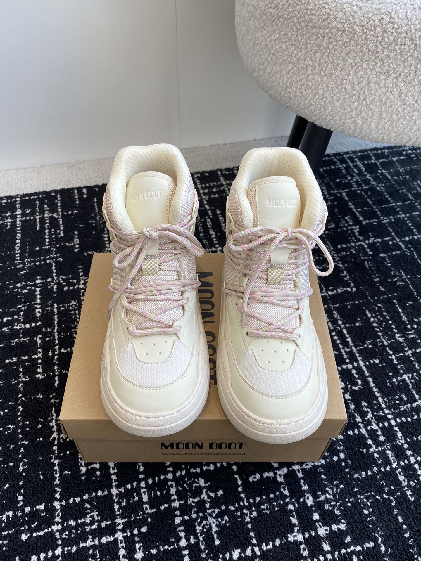 Moon Boot Park logo-print boots round toe lace-up Women Shoes