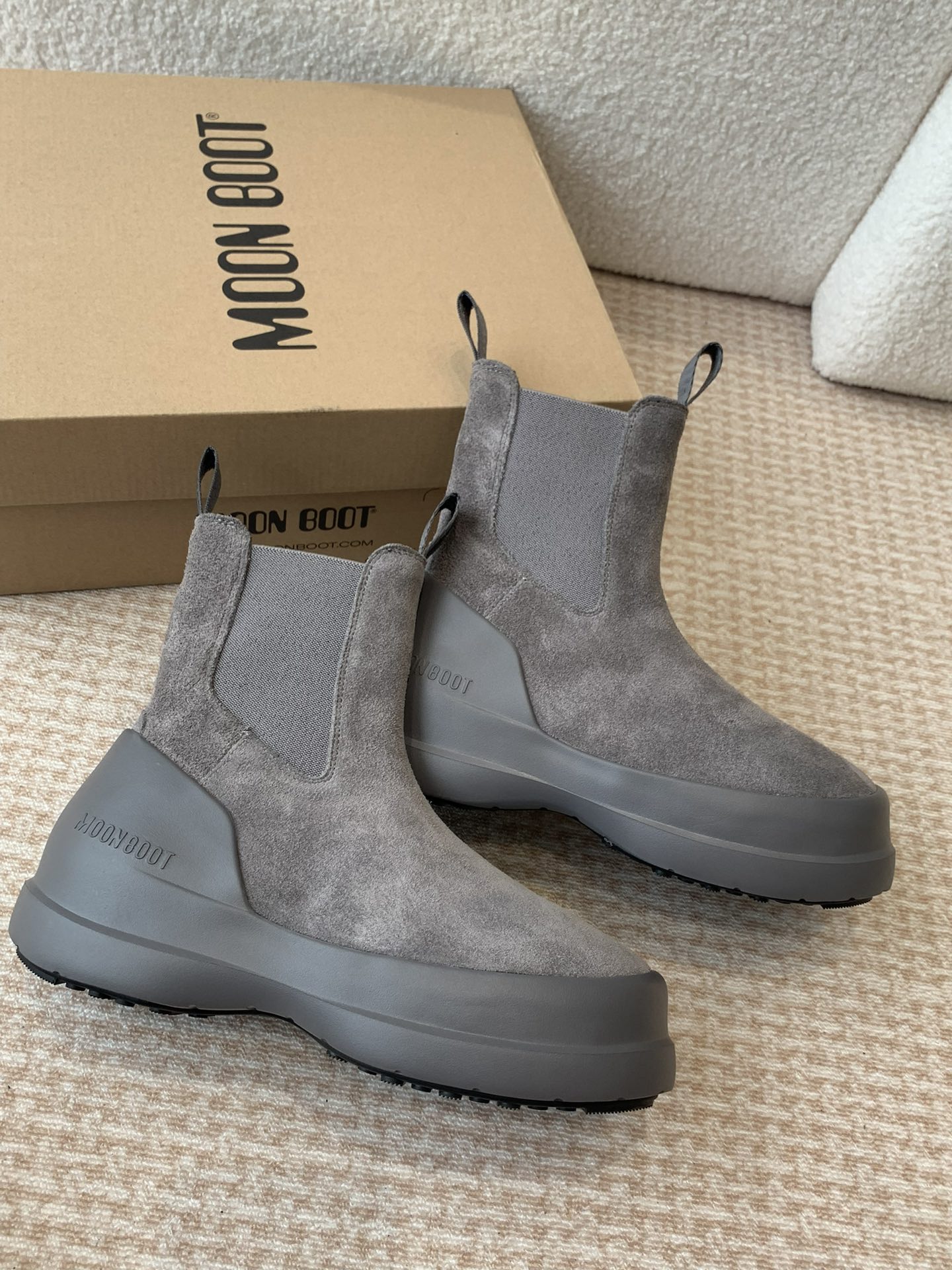 Moon Boot Luna Suede Ankle Chelsea Boots Women Snow Boot