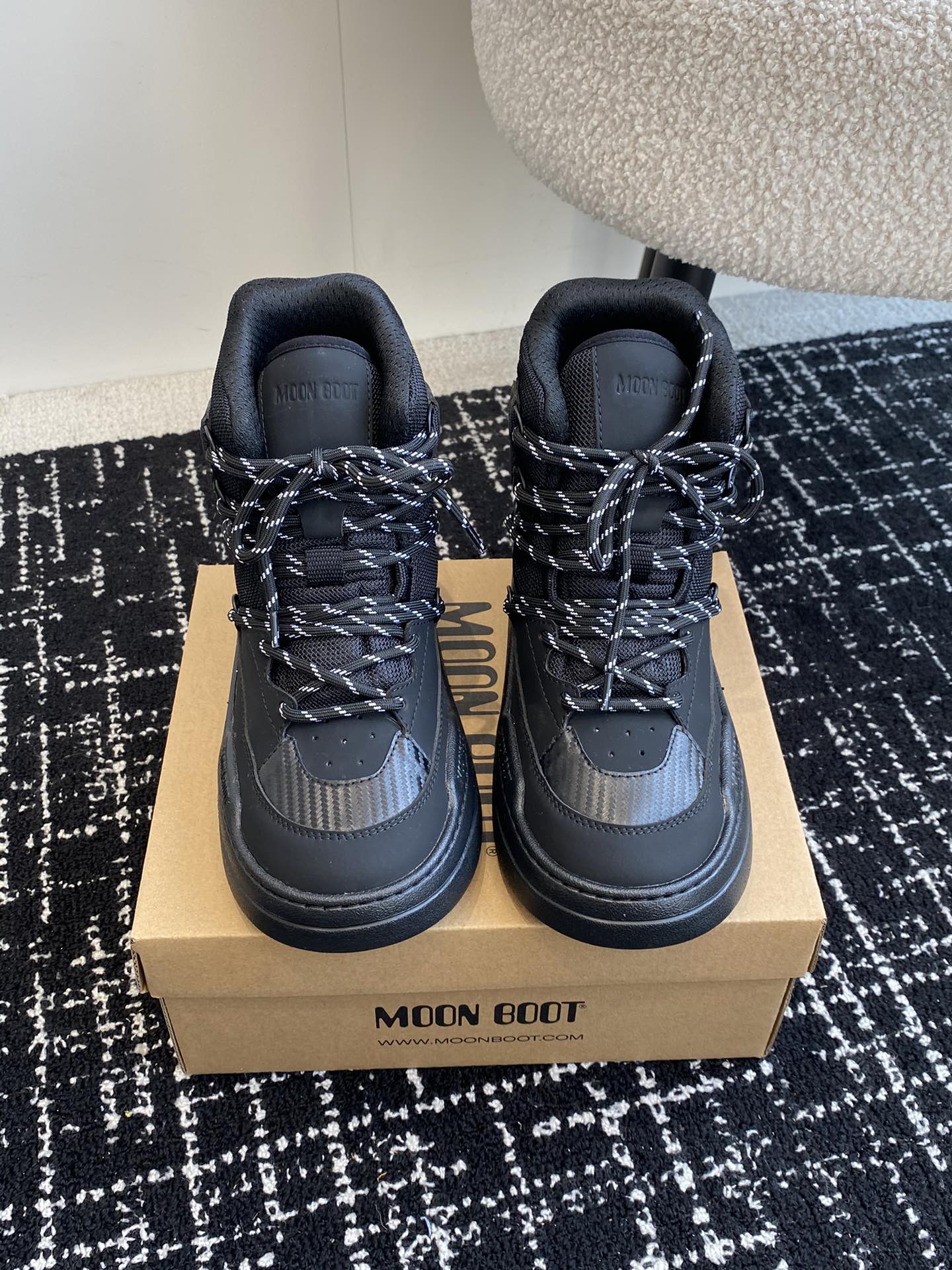 Moon Boot Park logo-print boots round toe lace-up Women Shoes