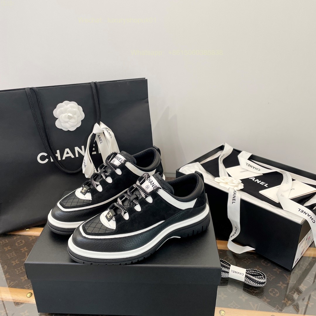 Chanel Leather Sneaker CC Logo Women Shoes