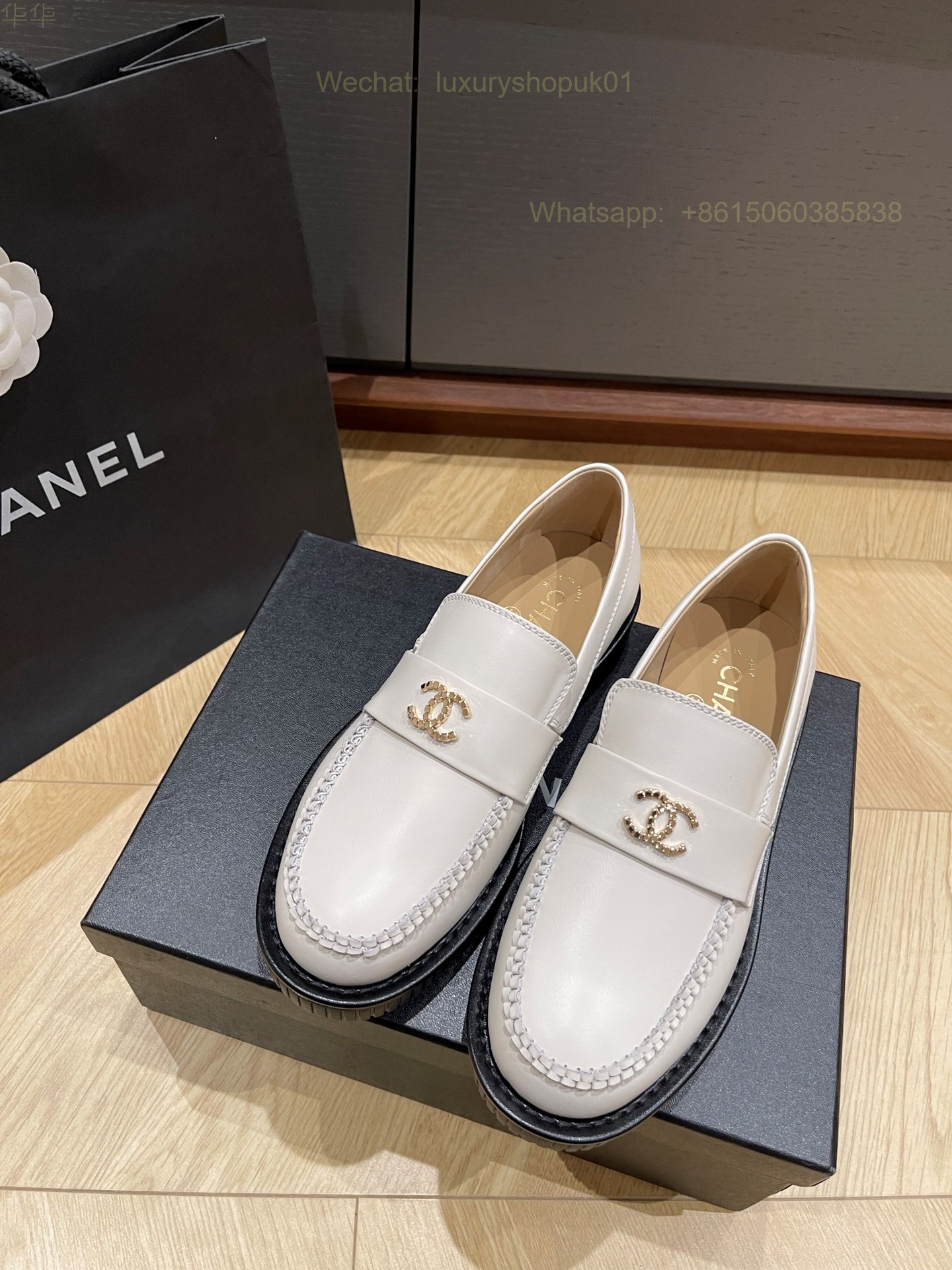 Women Chanel Loafers Leather CC Logo Flats Shoes