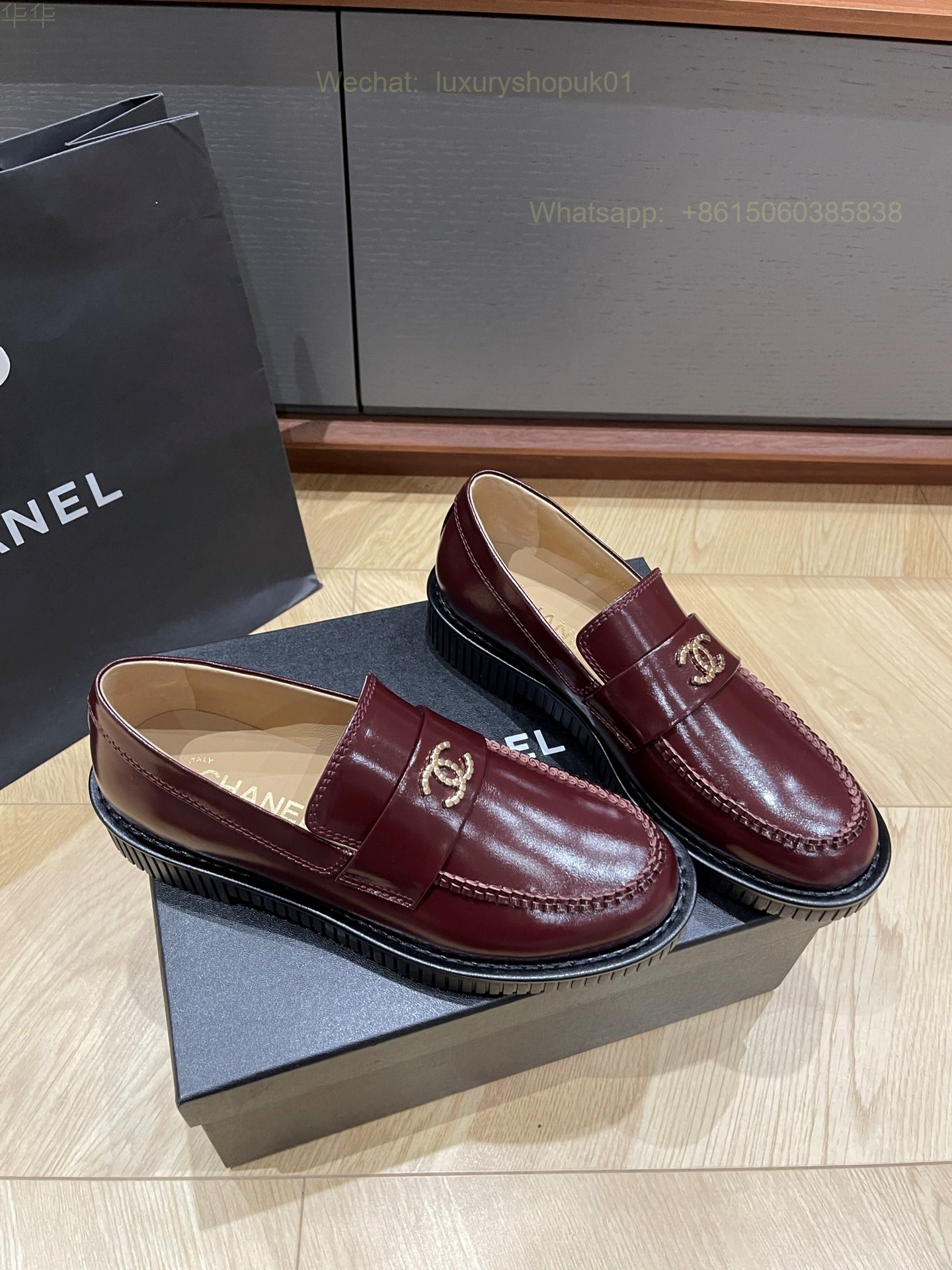 Women Chanel Loafers Patent Leather CC Logo Flats Shoes