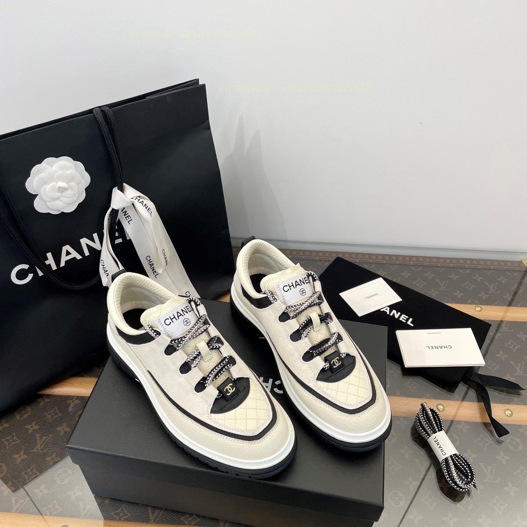Chanel Leather Sneaker CC Logo Women Shoes
