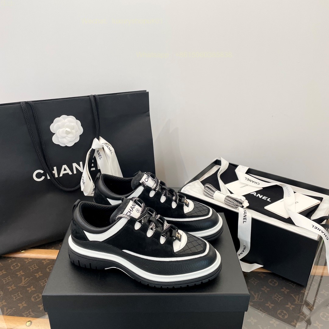 Chanel Leather Sneaker CC Logo Women Shoes