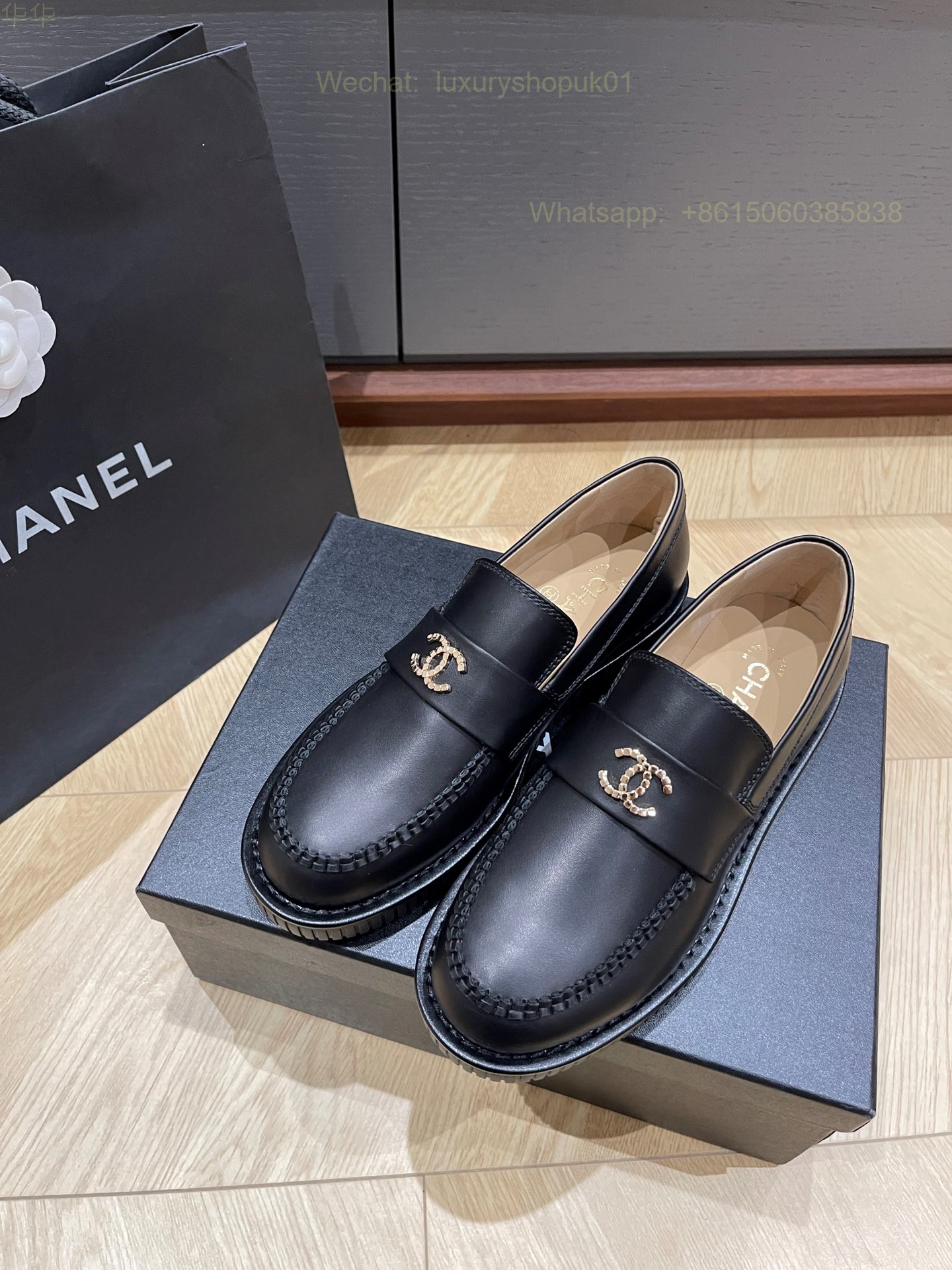 Women Chanel Loafers Leather CC Logo Flats Shoes