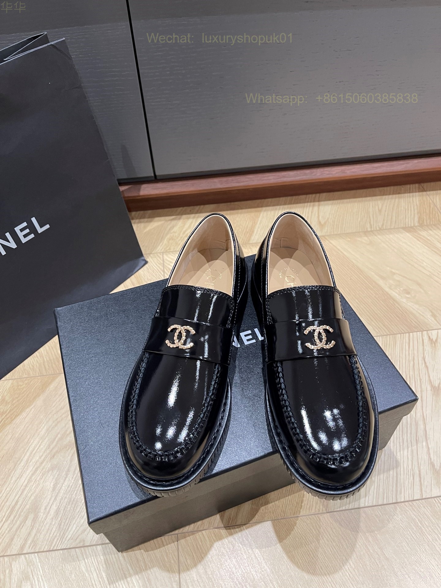 Women Chanel Loafers Patent Leather CC Logo Flats Shoes