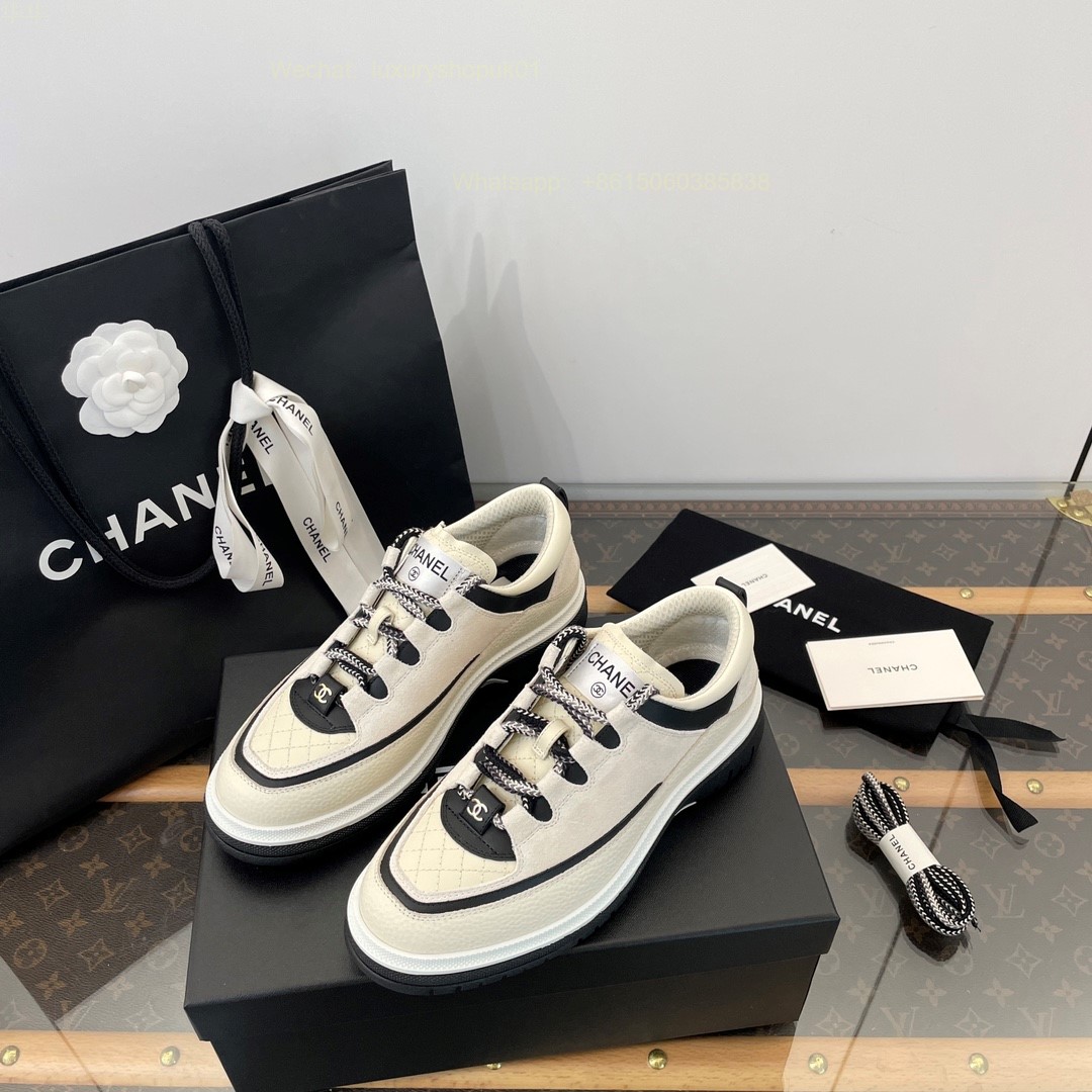 Chanel Leather Sneaker CC Logo Women Shoes