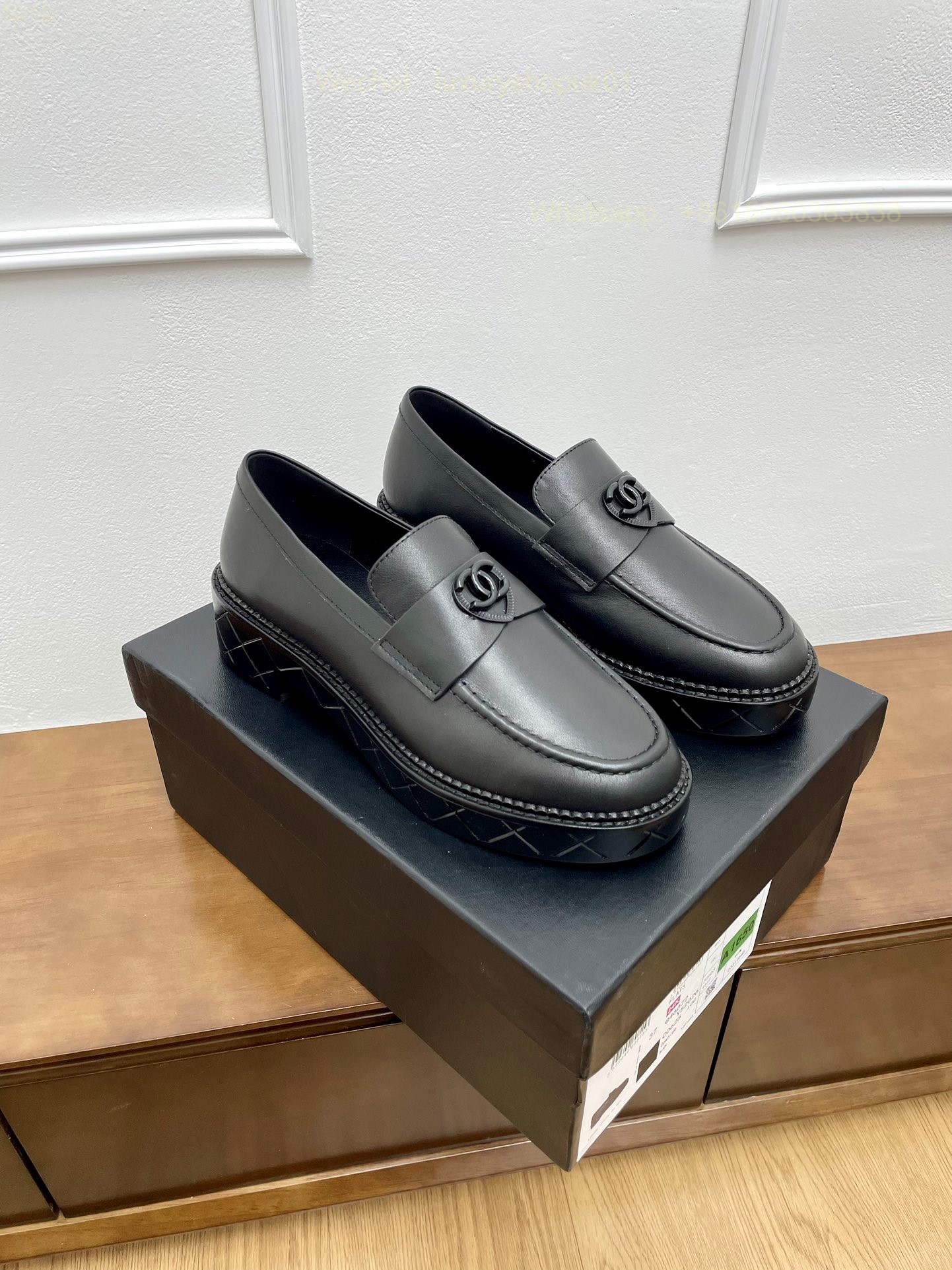 Chanel Leather Loafer flat CC Logo Women Shoes