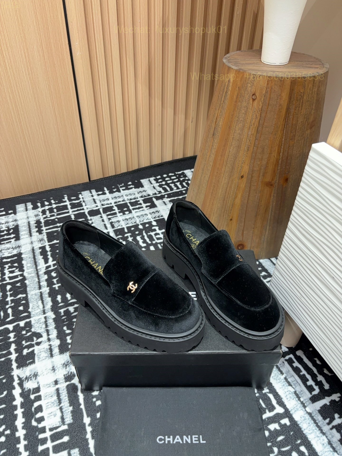 Chanel velvet Loafer flat CC Logo Women Shoes