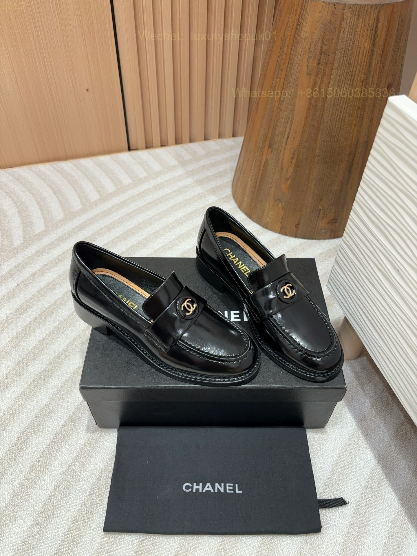 Chanel Leather loafer flat CC Logo Women Shoes